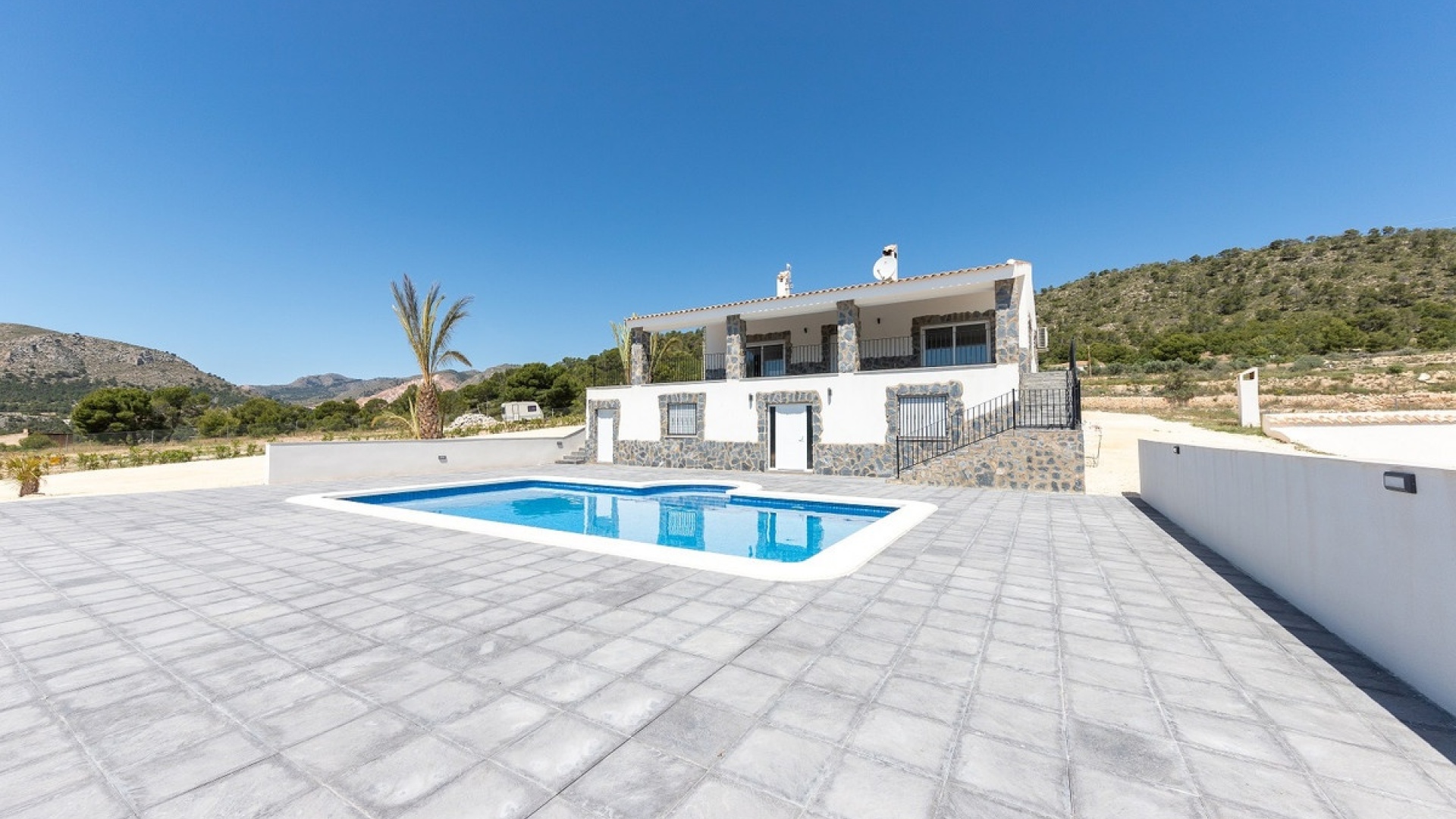 Resale - Villa - La Romana - La Romana Centro
