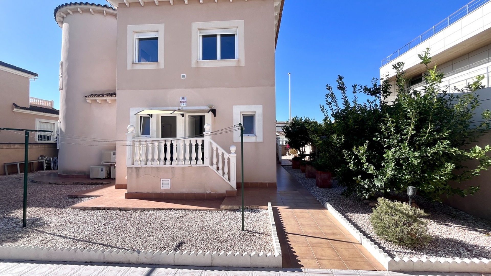Resale - Villa - La Zenia - beachside