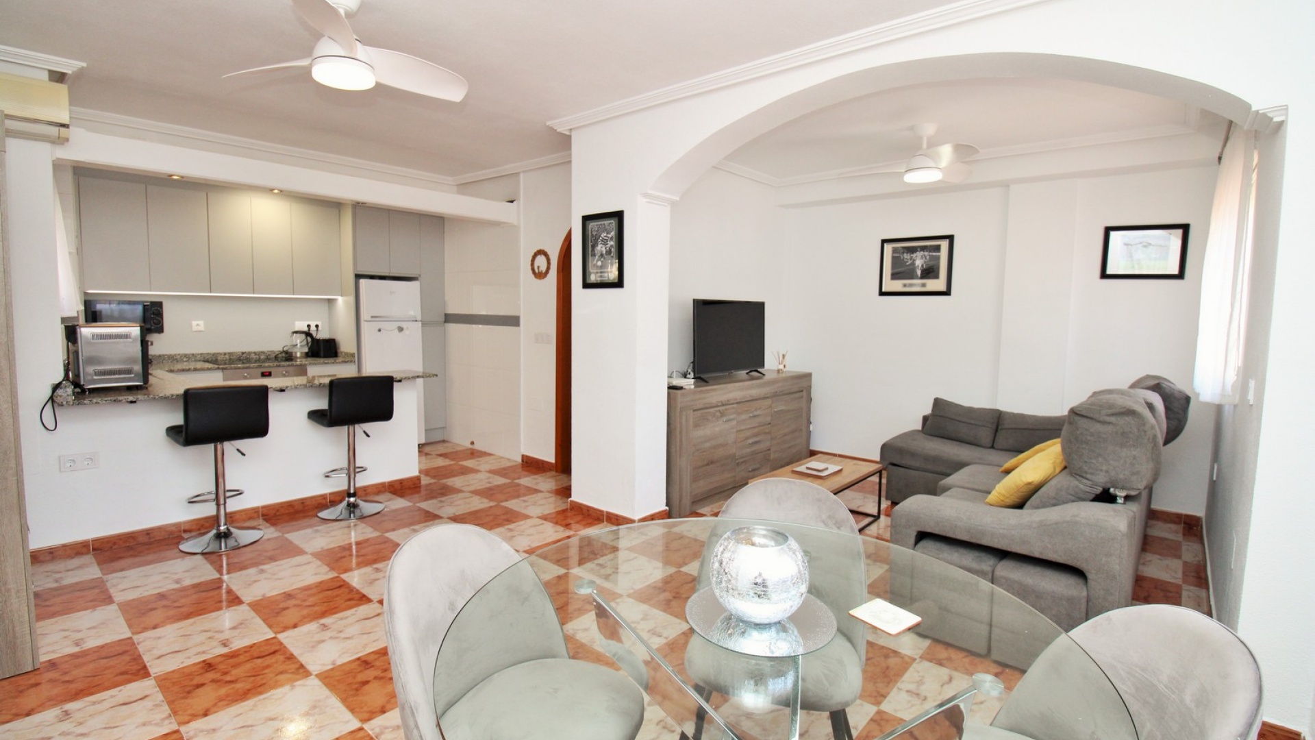 Resale - Villa - La Zenia - Villas San Jose