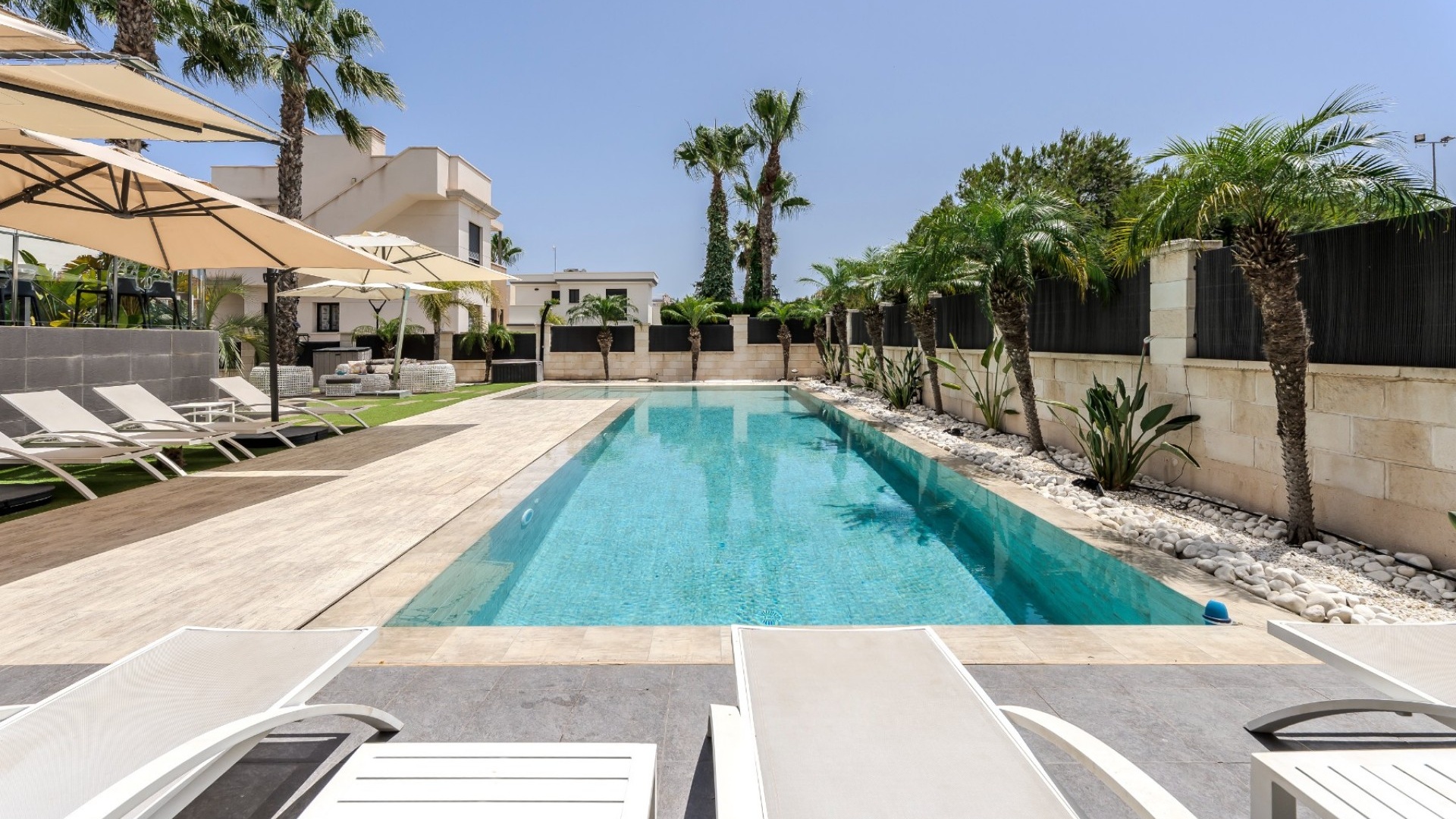 Resale - Villa - La Zenia