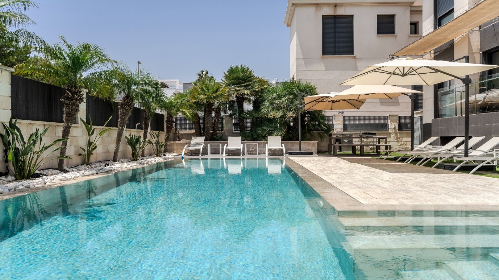 Resale - Villa - La Zenia