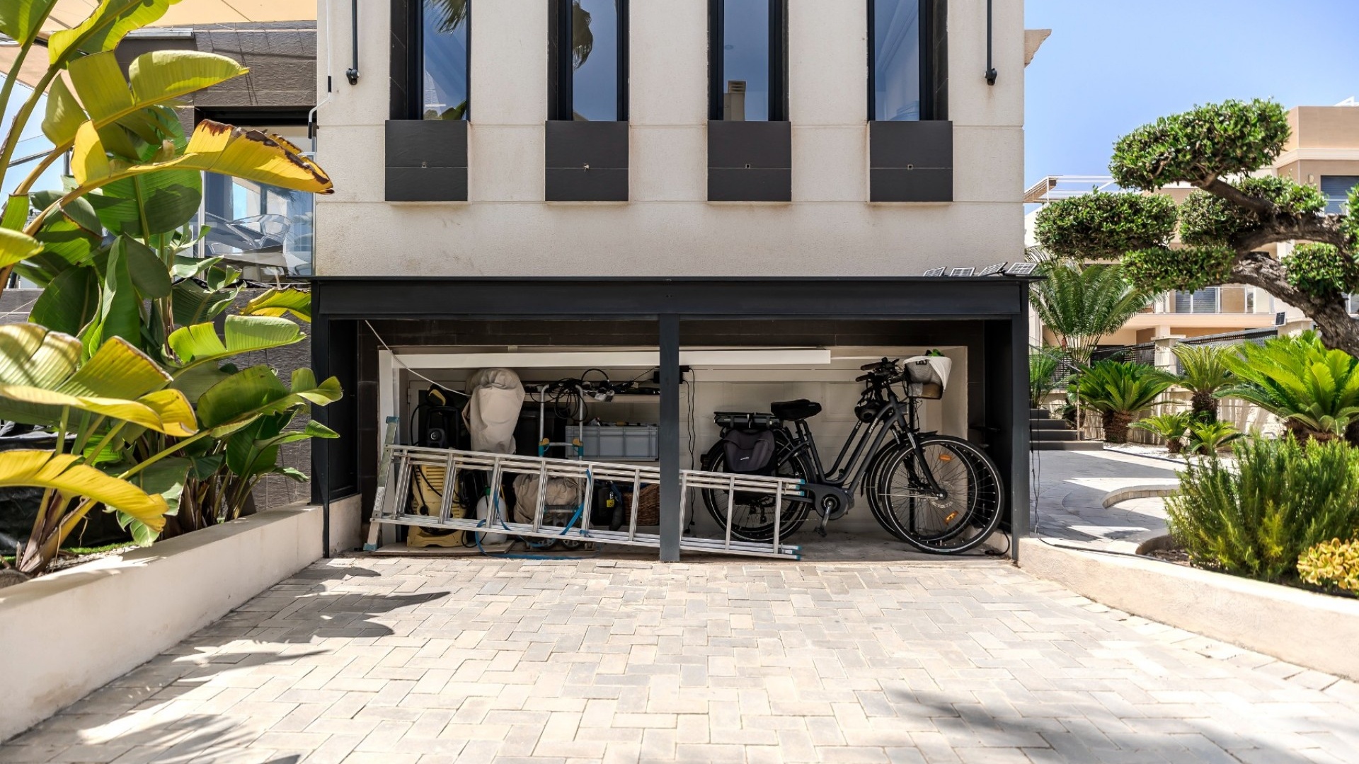 Resale - Villa - La Zenia