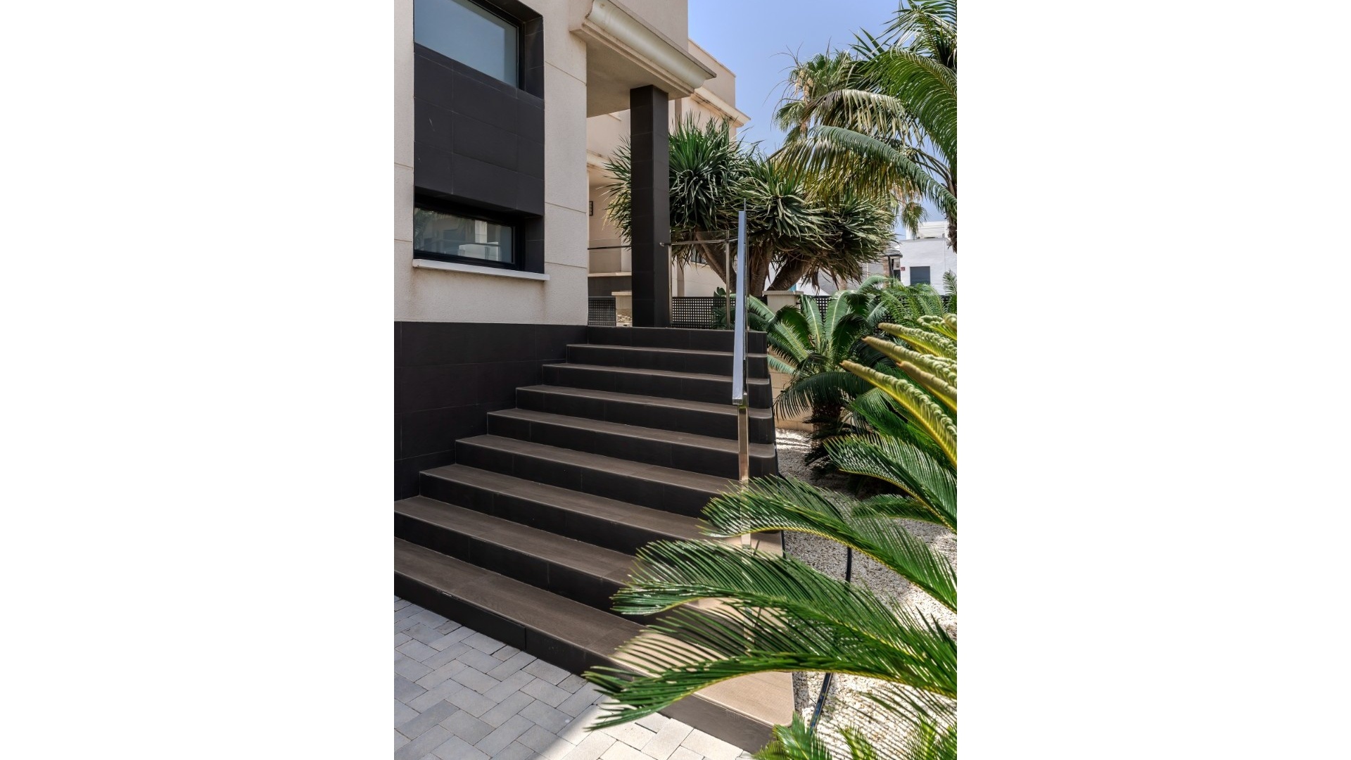 Resale - Villa - La Zenia