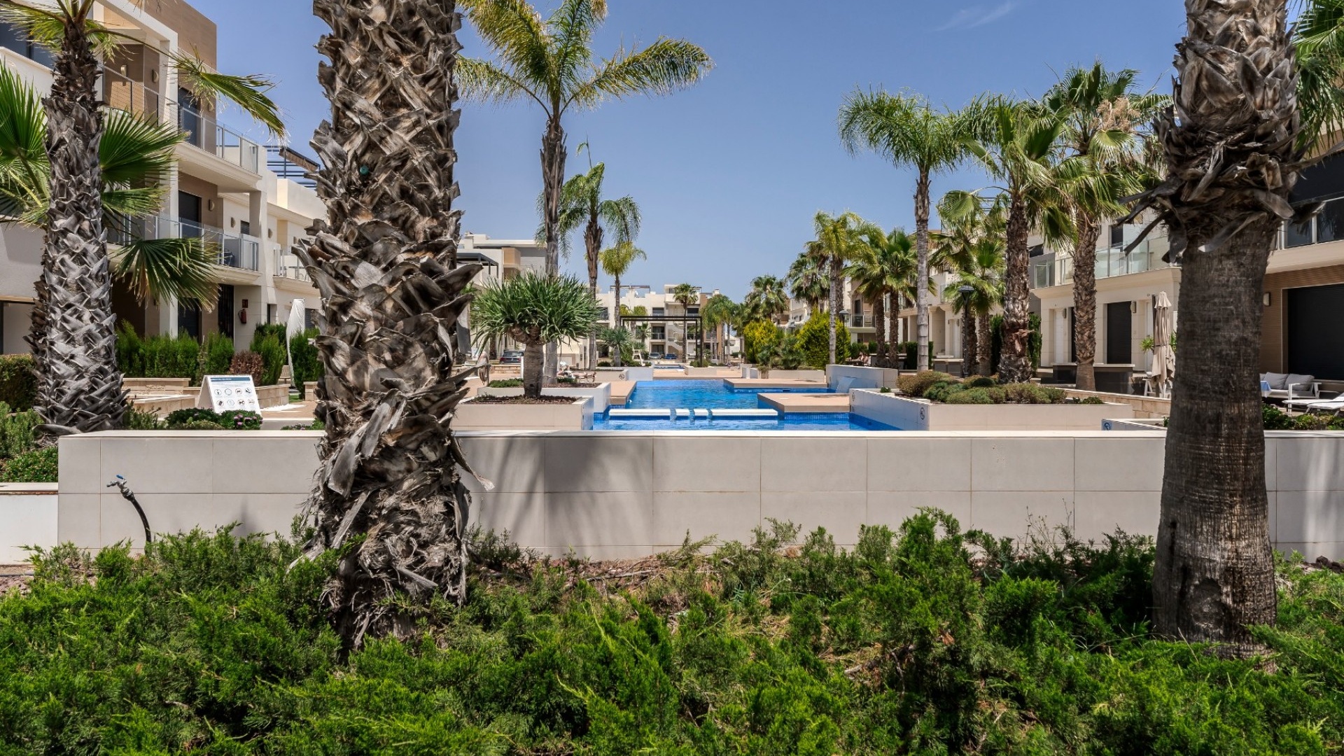 Resale - Villa - La Zenia