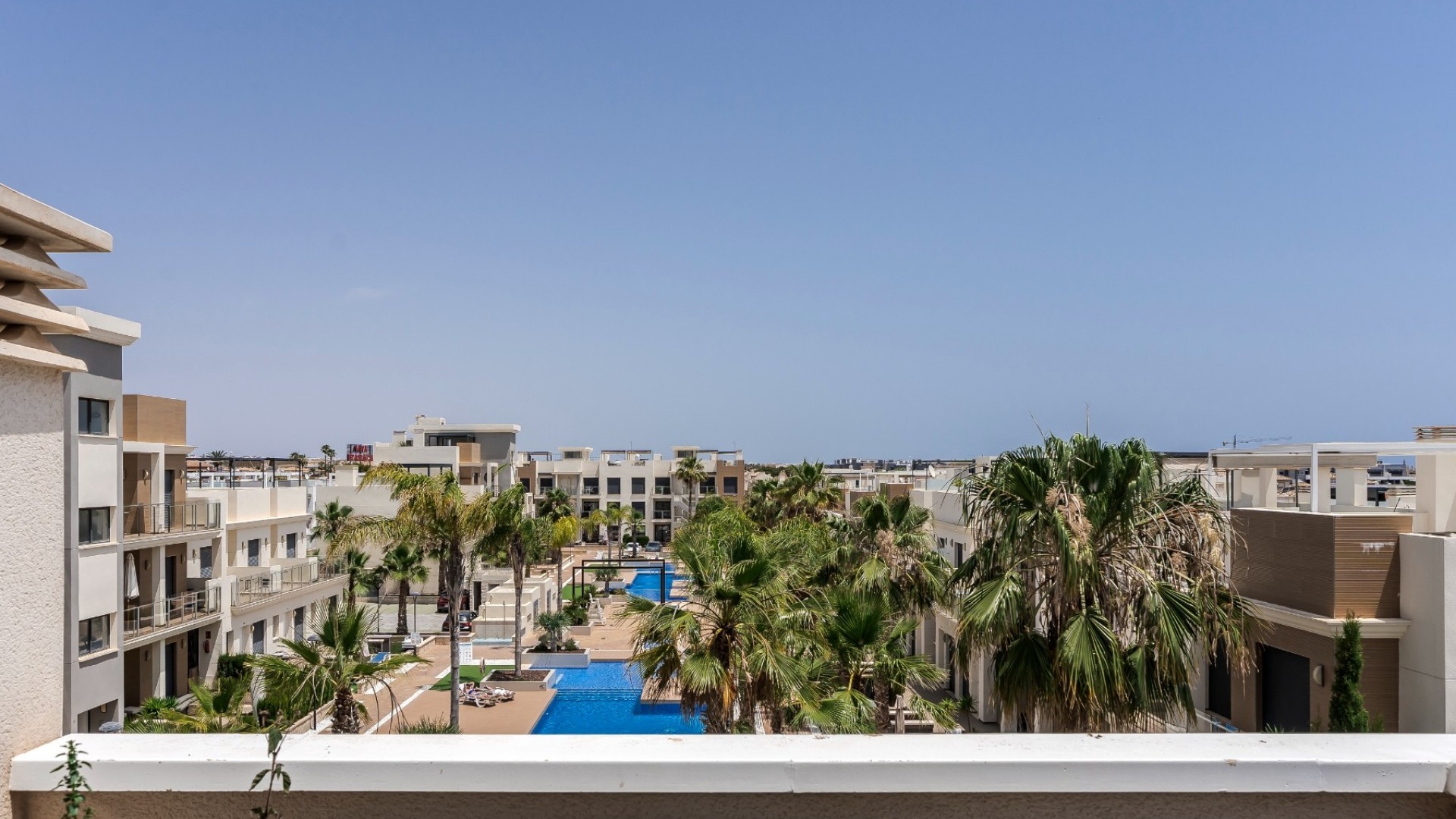 Resale - Villa - La Zenia