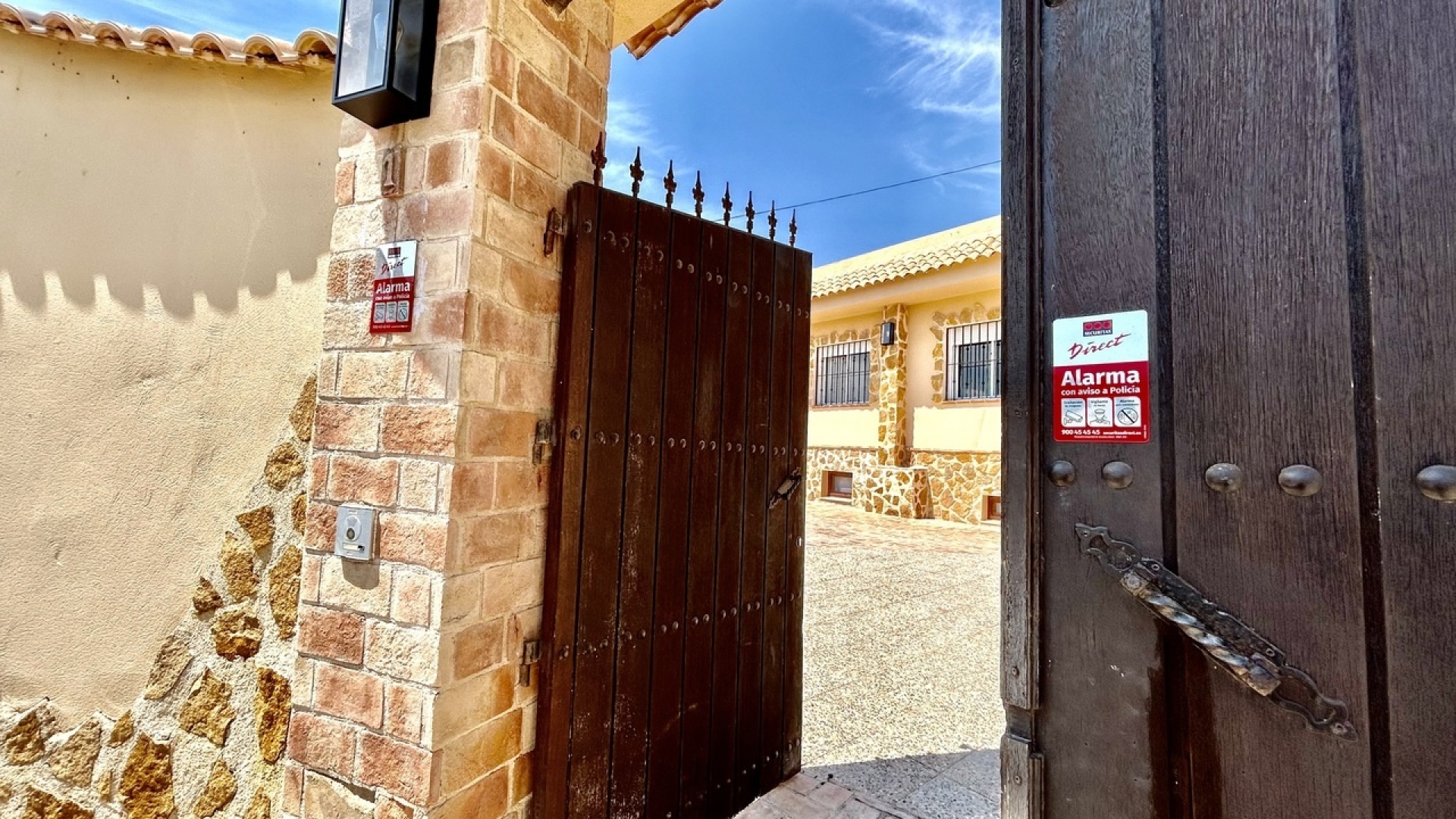 Resale - Villa - La Zenia