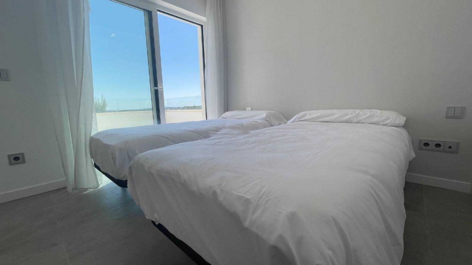 Resale - Villa - Las Colinas Golf Resort