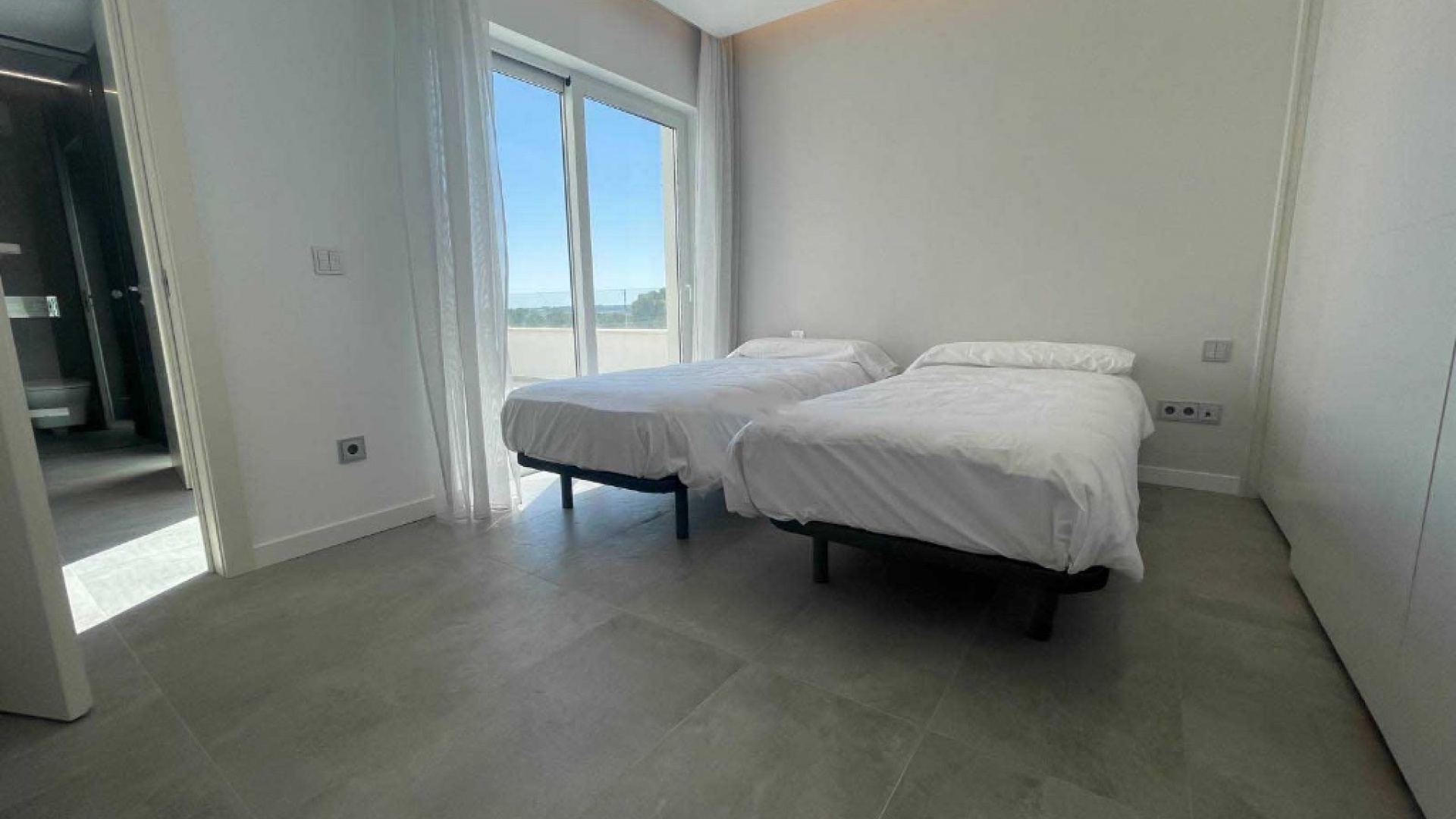 Resale - Villa - Las Colinas Golf Resort