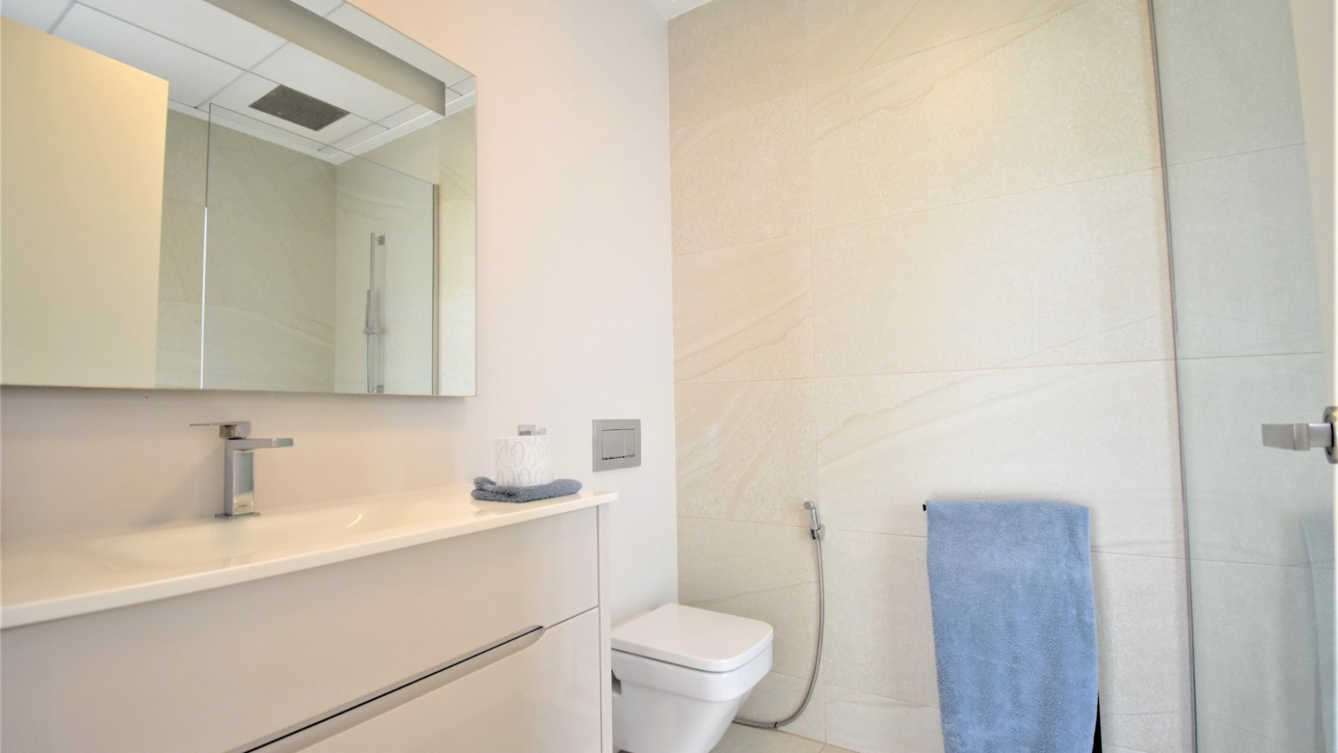 Resale - Villa - Las Colinas Golf Resort