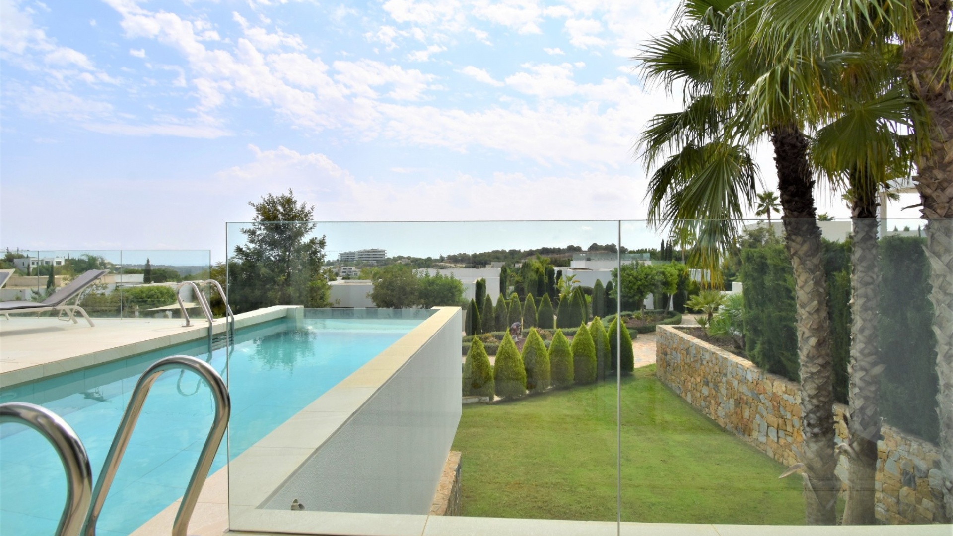 Resale - Villa - Las Colinas Golf Resort