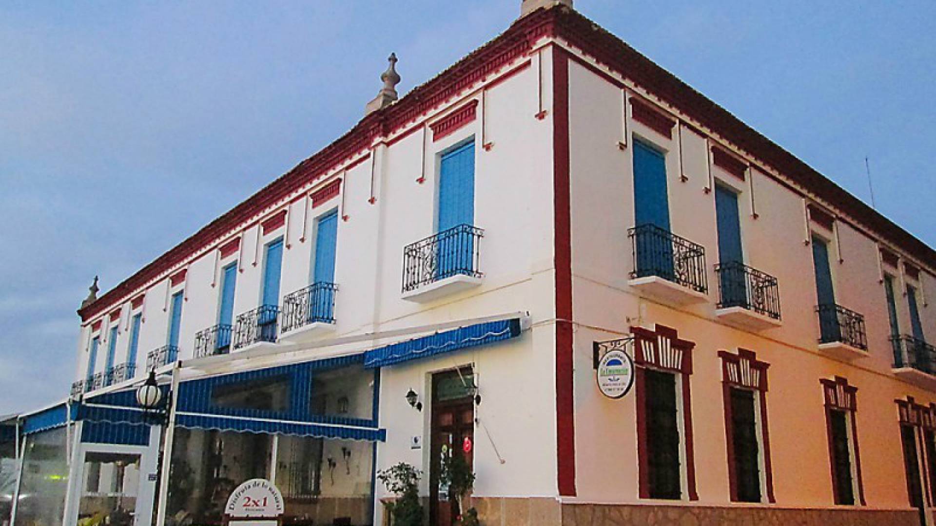 Resale - Villa - Los Alcazares