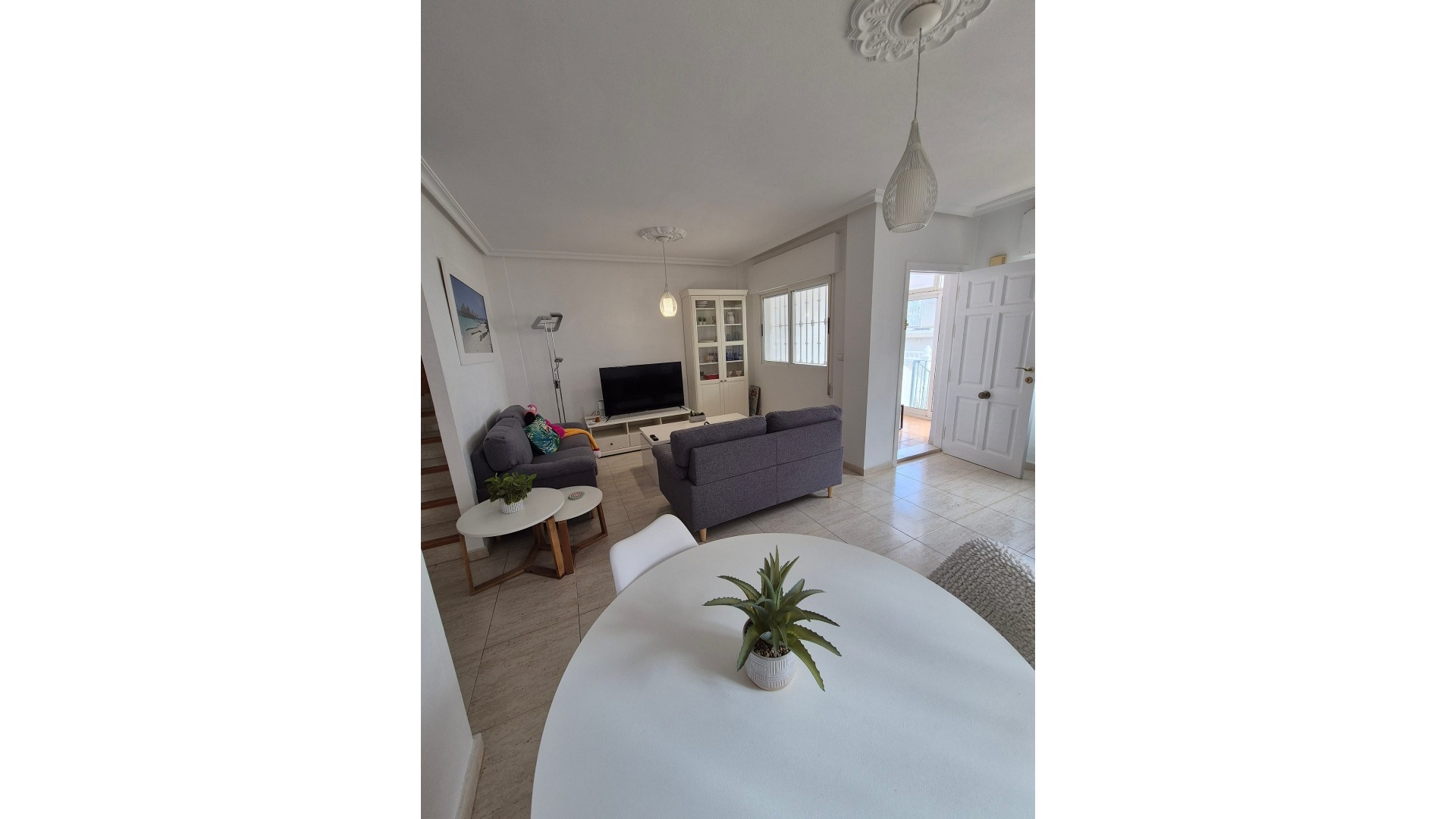 Resale - Villa - Los Altos - laderas del sol