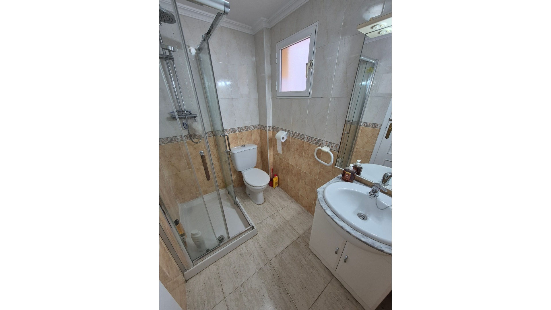 Resale - Villa - Los Altos - laderas del sol