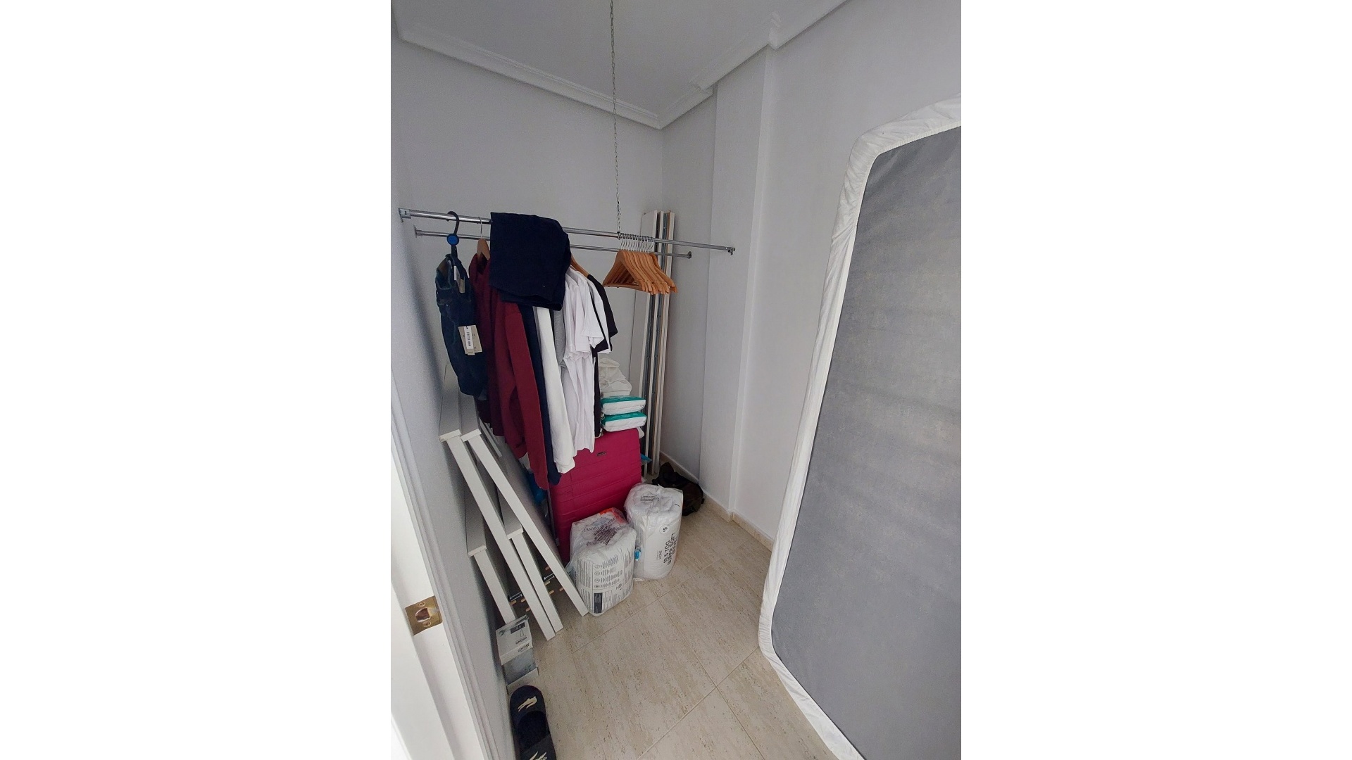 Resale - Villa - Los Altos - laderas del sol