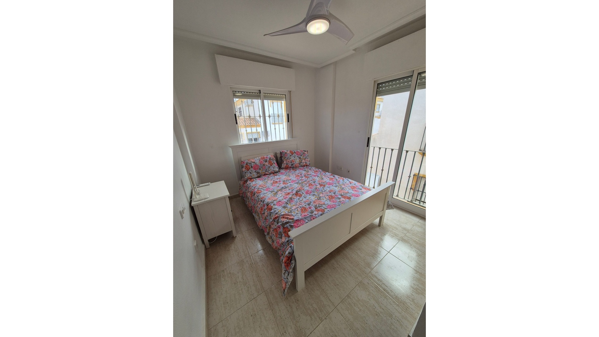 Resale - Villa - Los Altos - laderas del sol