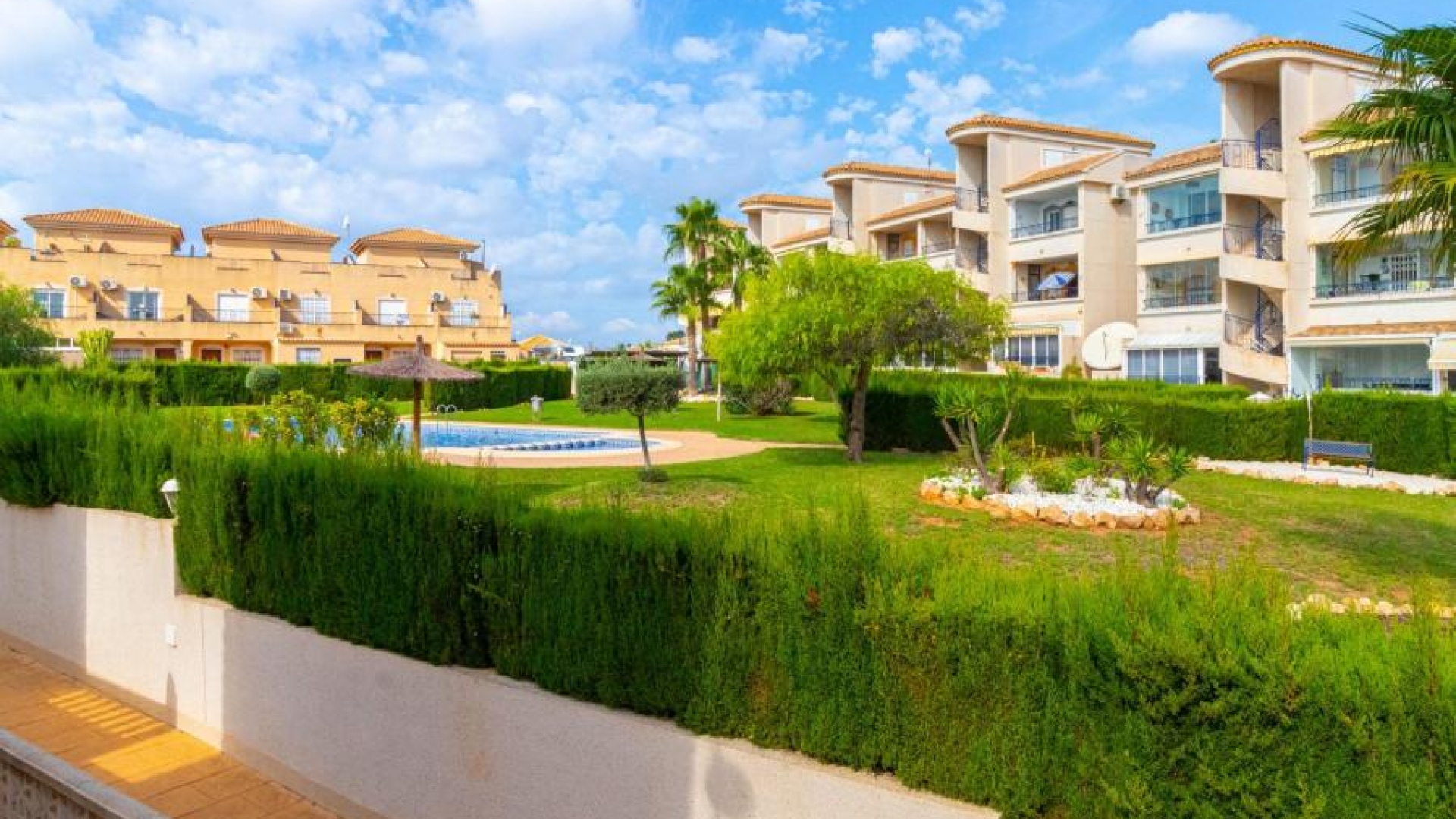 Resale - Villa - Los Altos - Res. Don Sancho