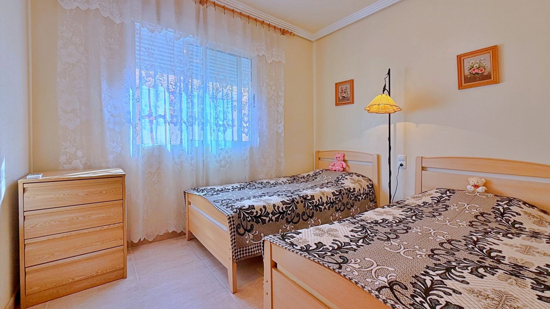 Resale - Villa - Los Altos - Royal Park
