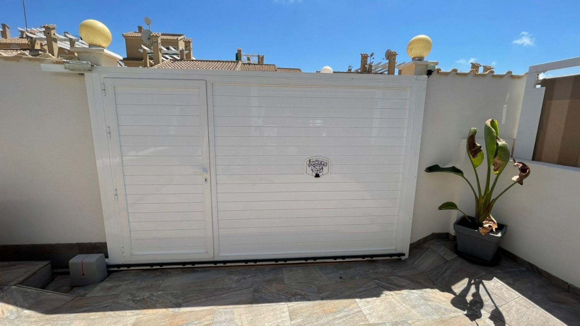 Resale - Villa - Los Altos