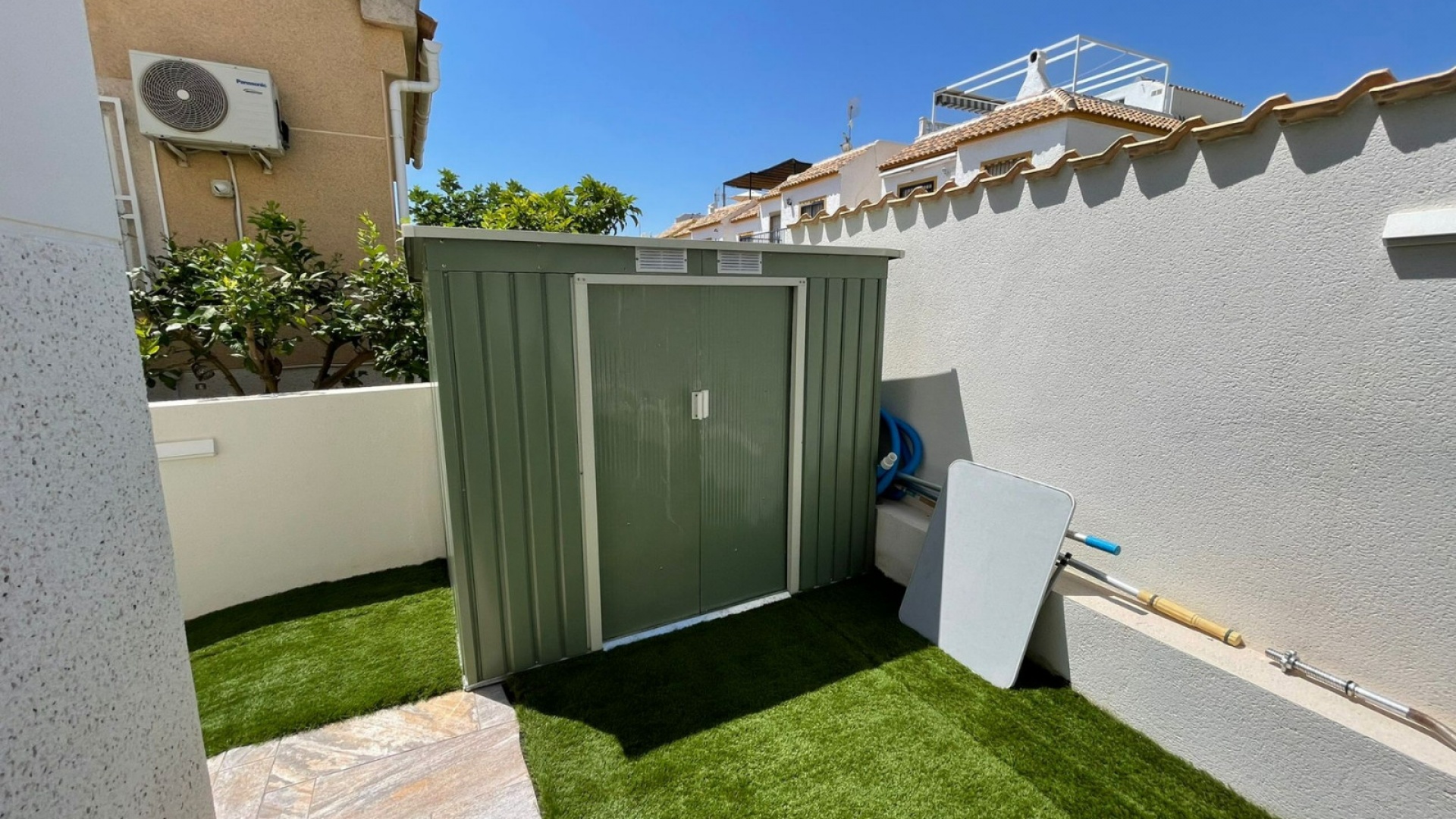 Resale - Villa - Los Altos