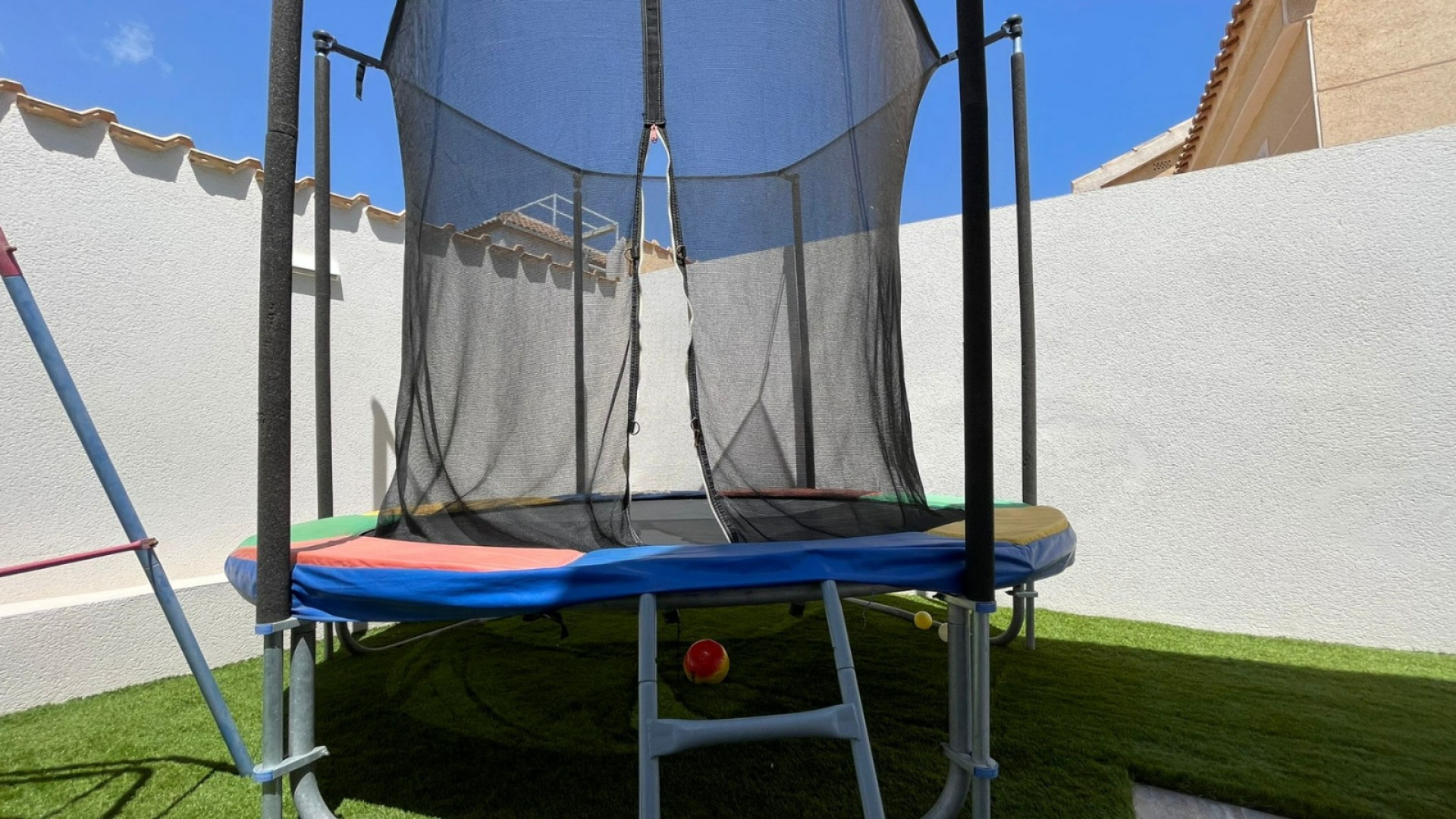 Resale - Villa - Los Altos