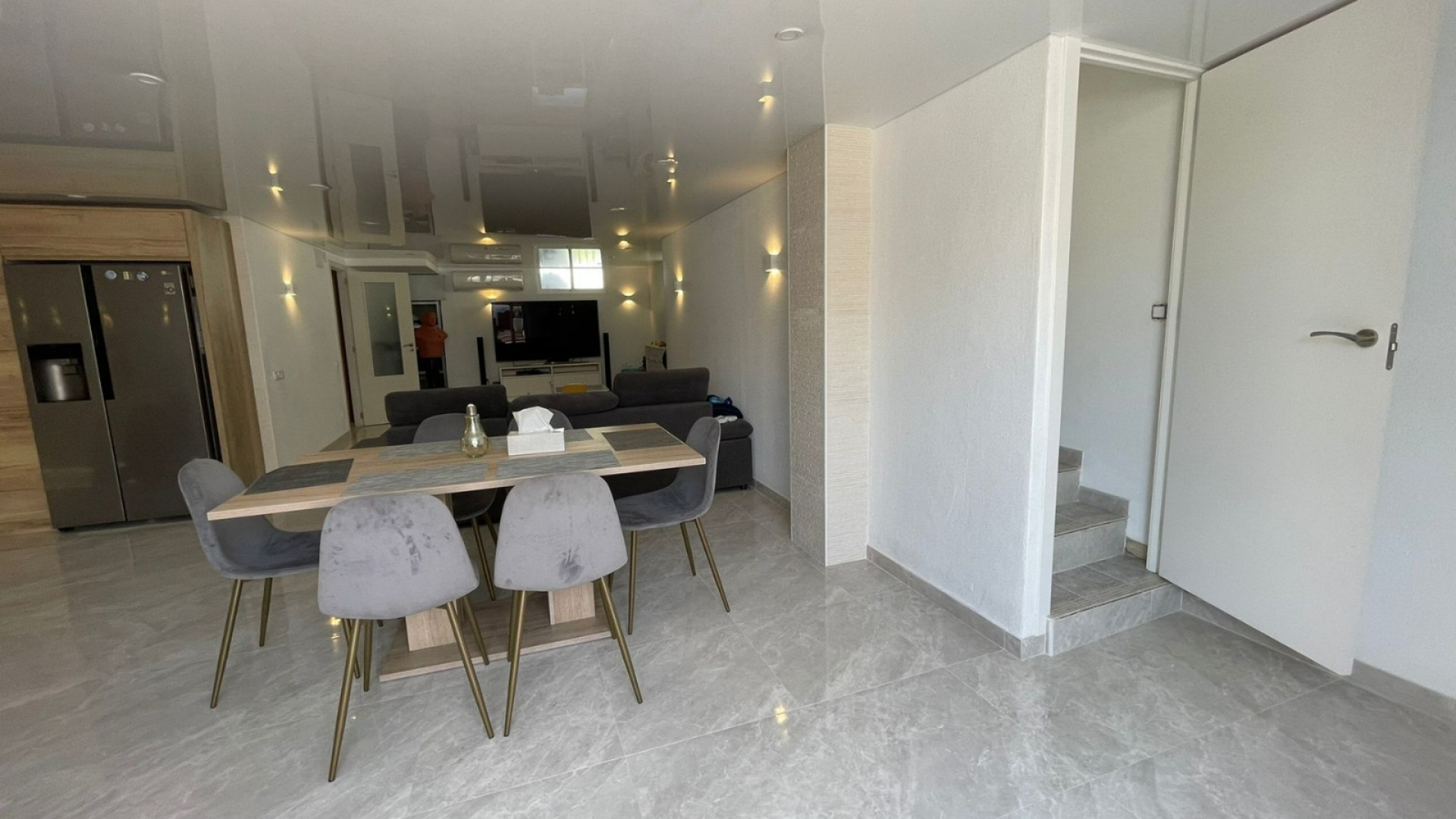 Resale - Villa - Los Altos