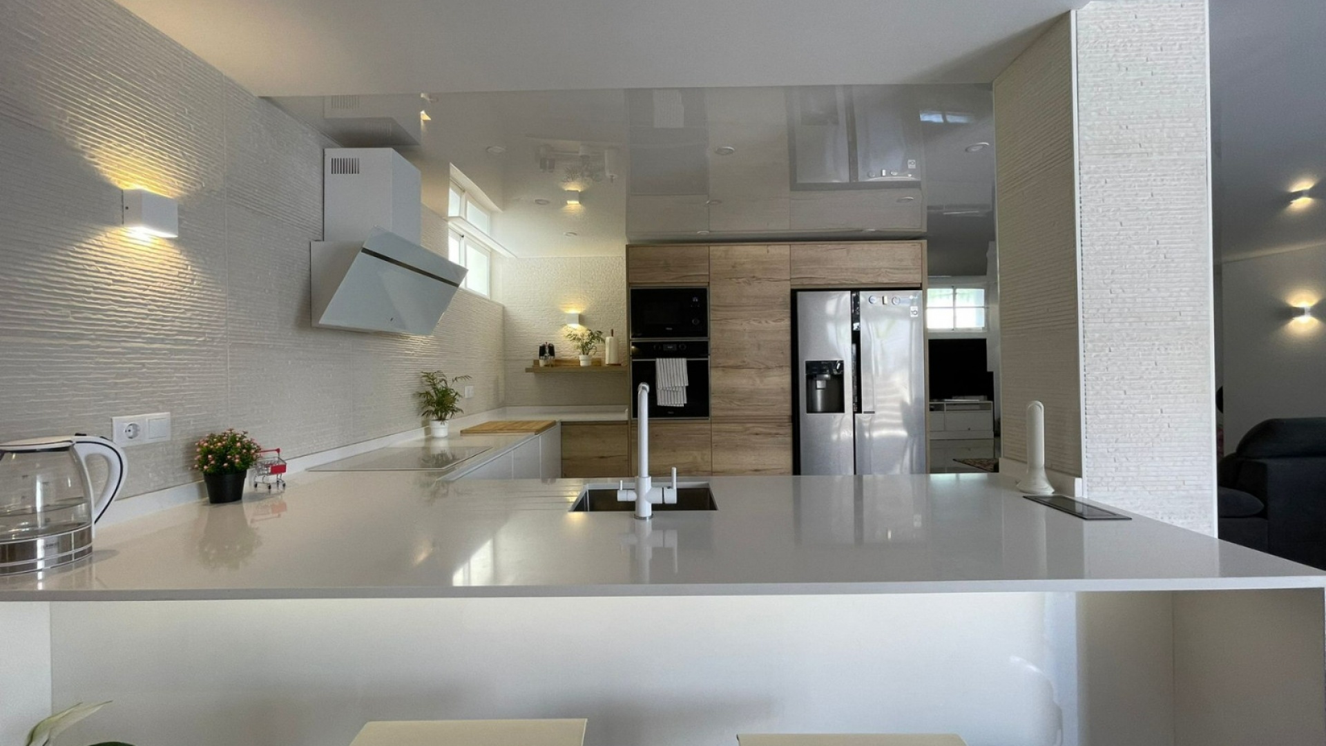 Resale - Villa - Los Altos