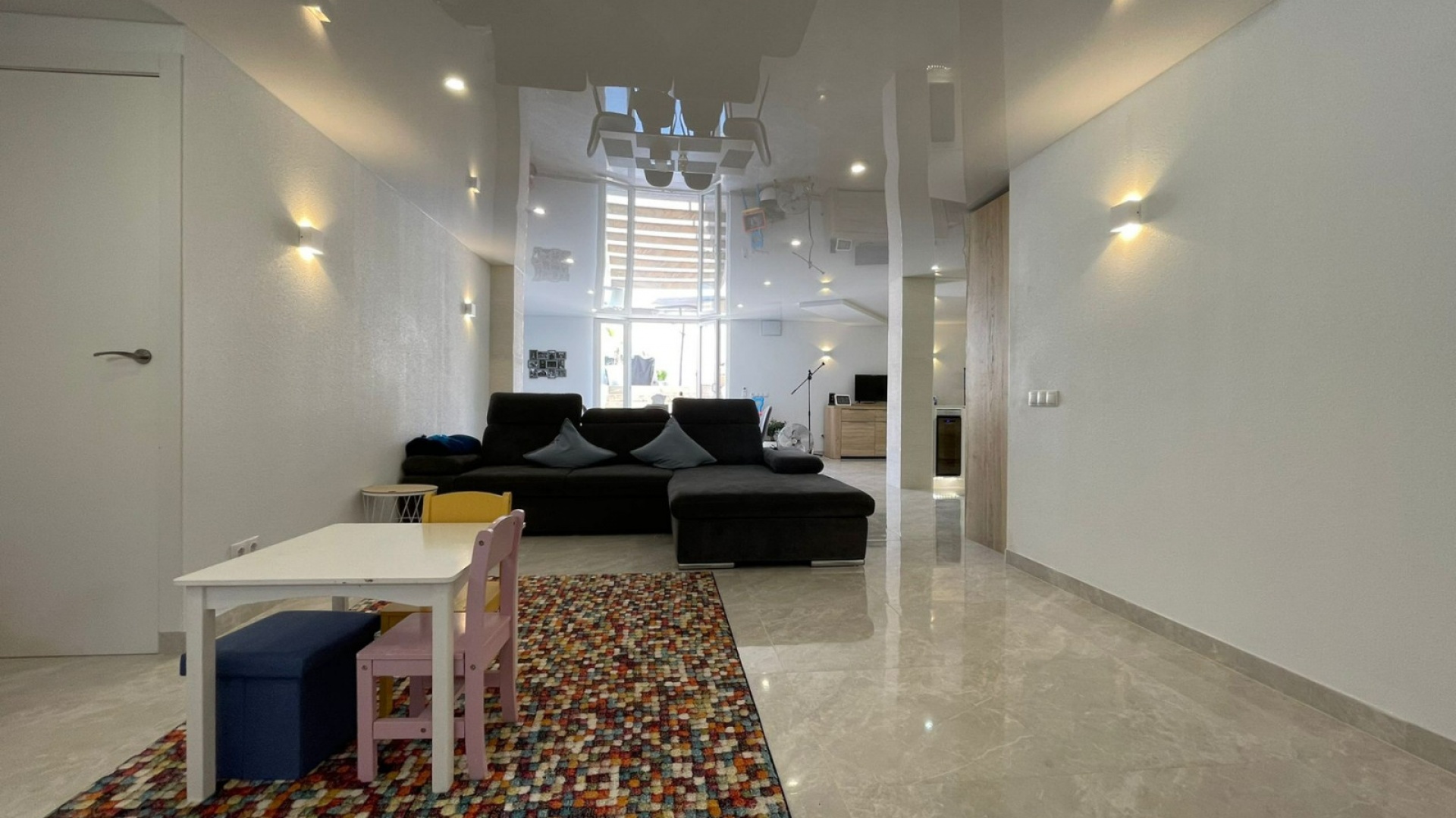 Resale - Villa - Los Altos