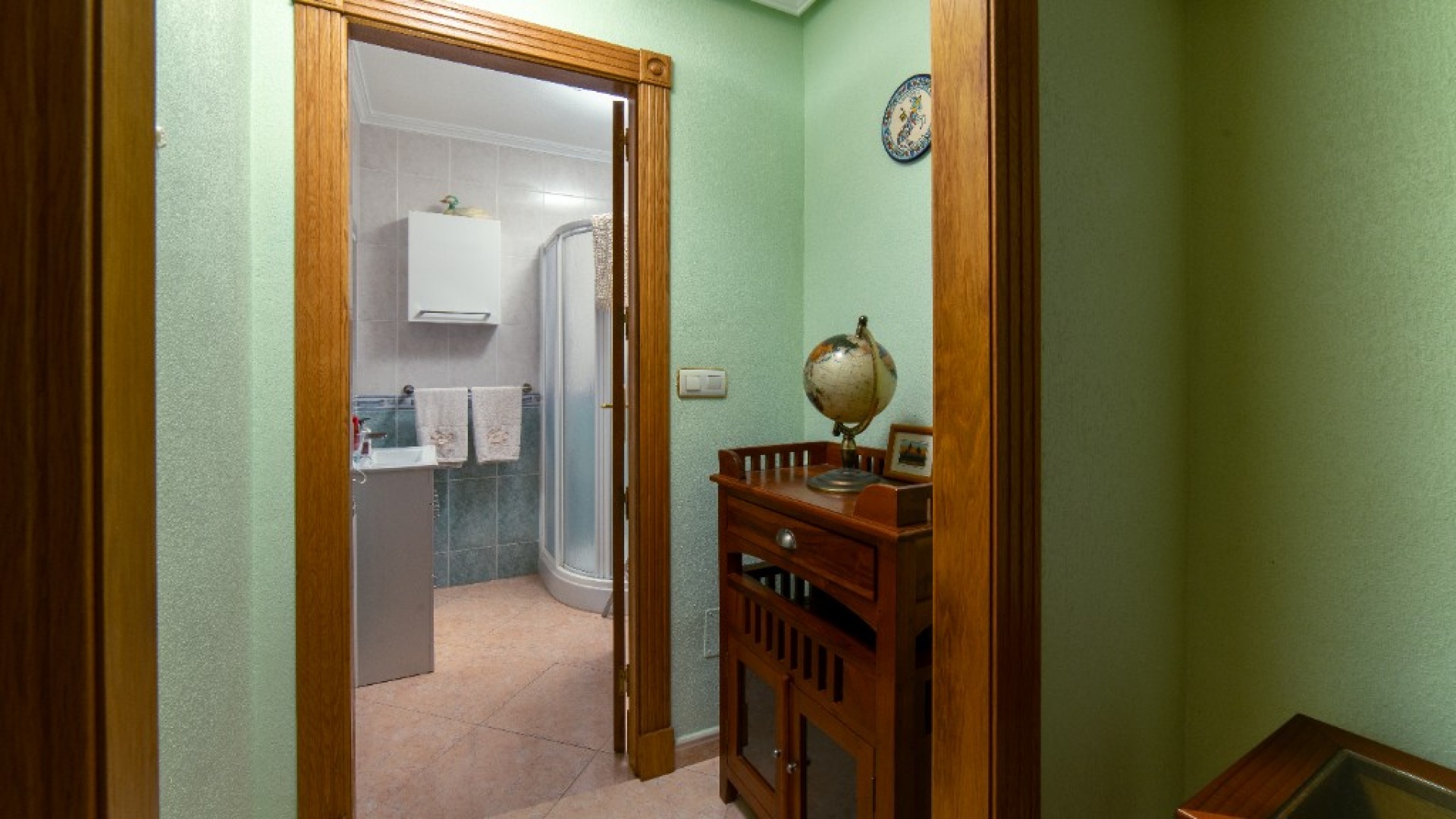 Resale - Villa - Los Altos