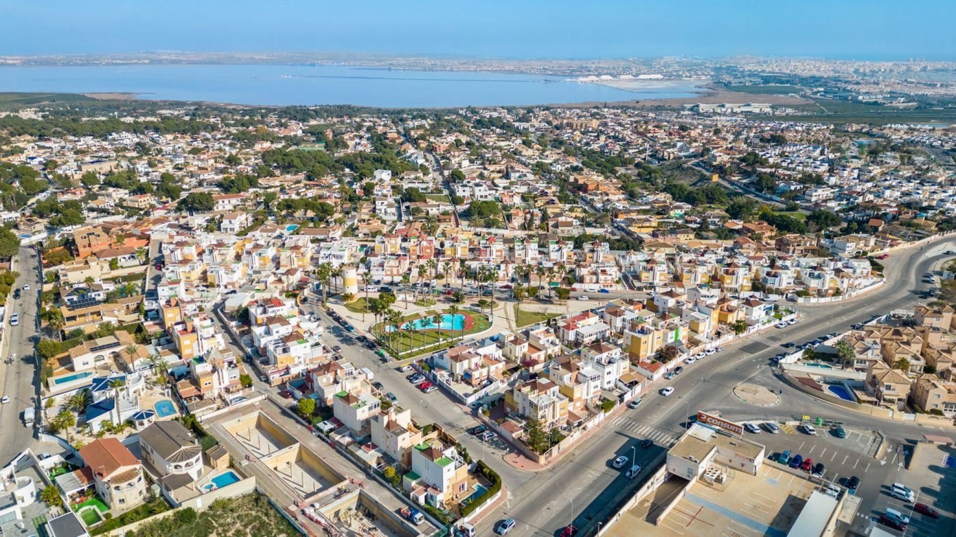 Resale - Villa - Los Altos