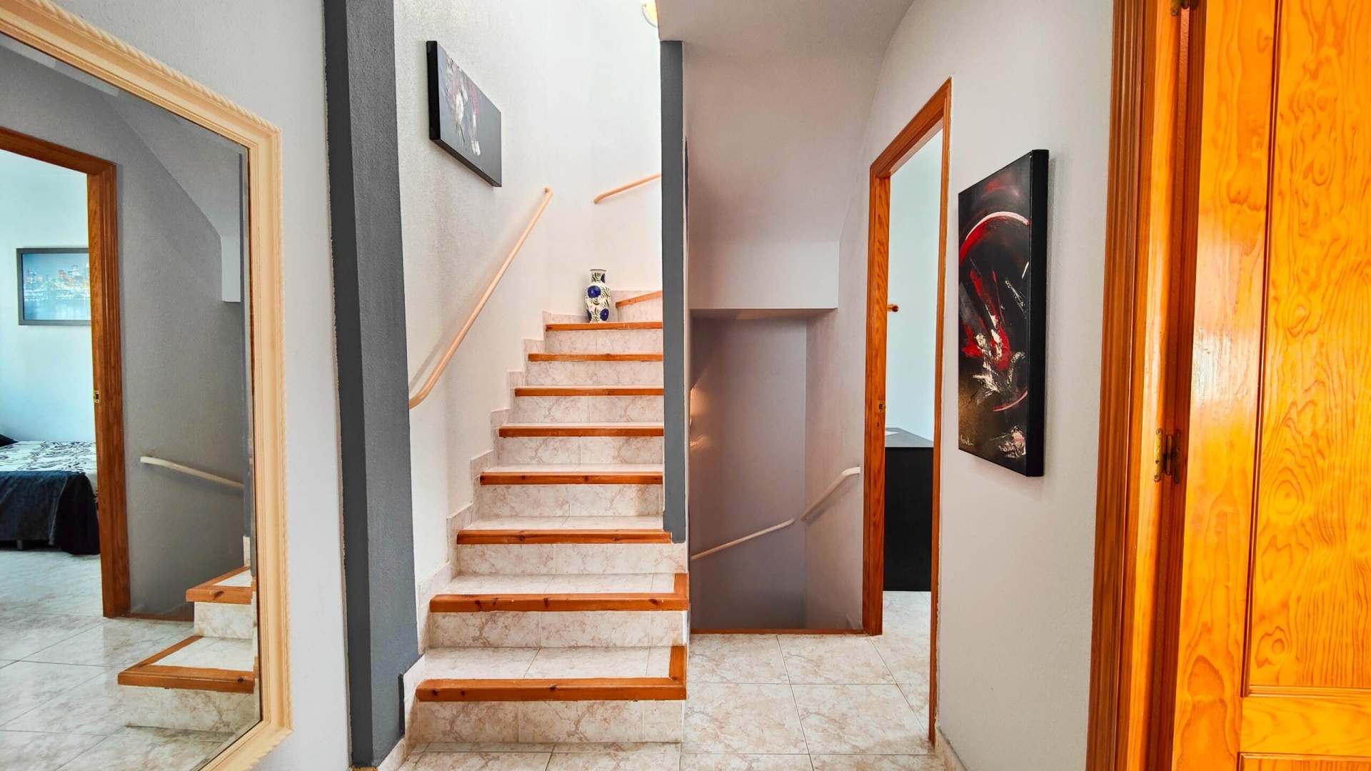 Resale - Villa - Los Altos