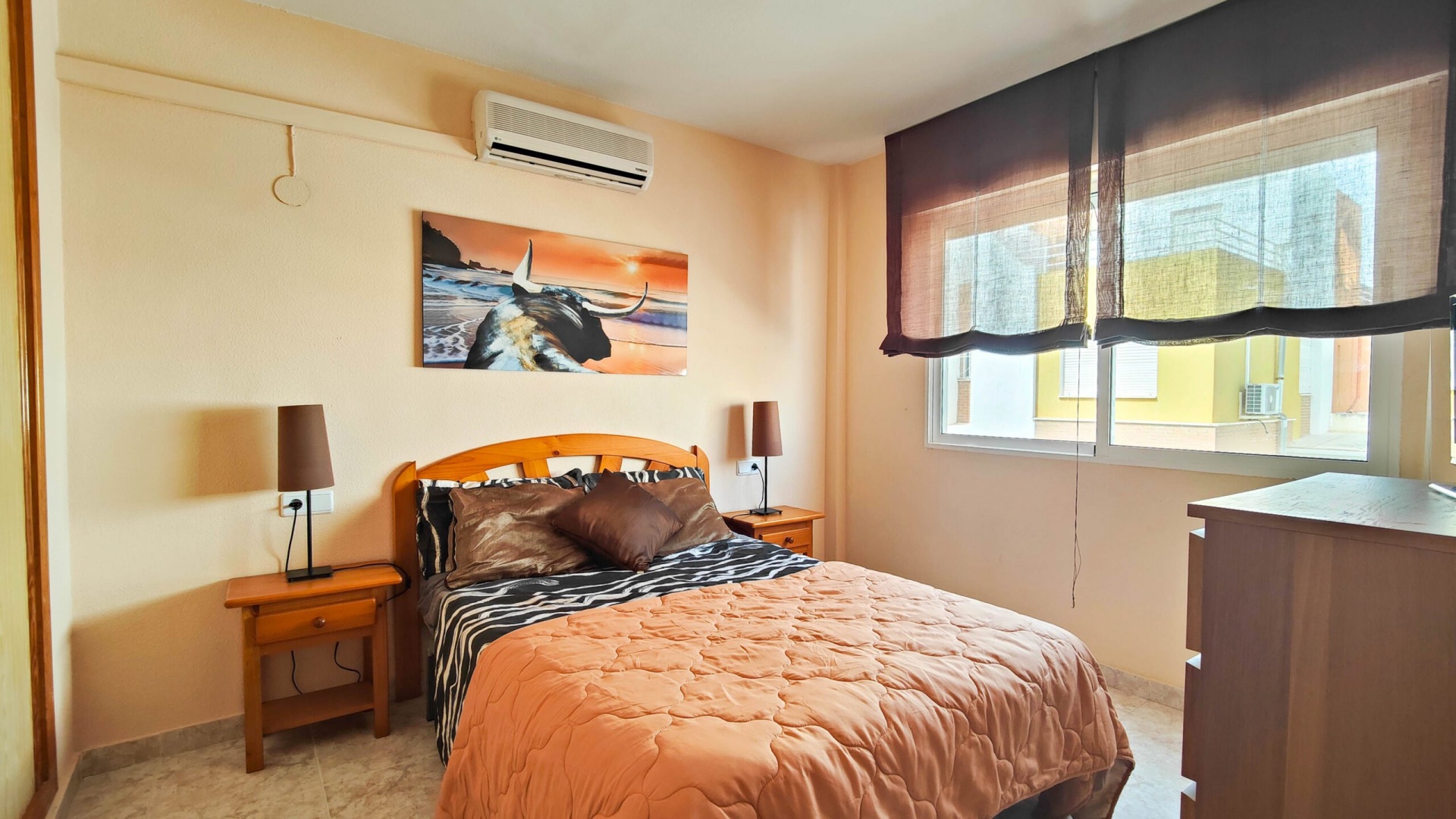 Resale - Villa - Los Altos