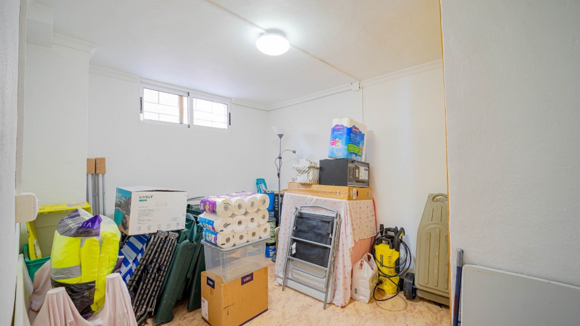 Resale - Villa - Los Altos