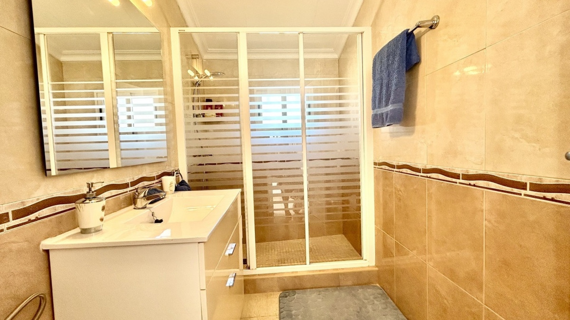 Resale - Villa - Los Balcones - Costa Blanca South
