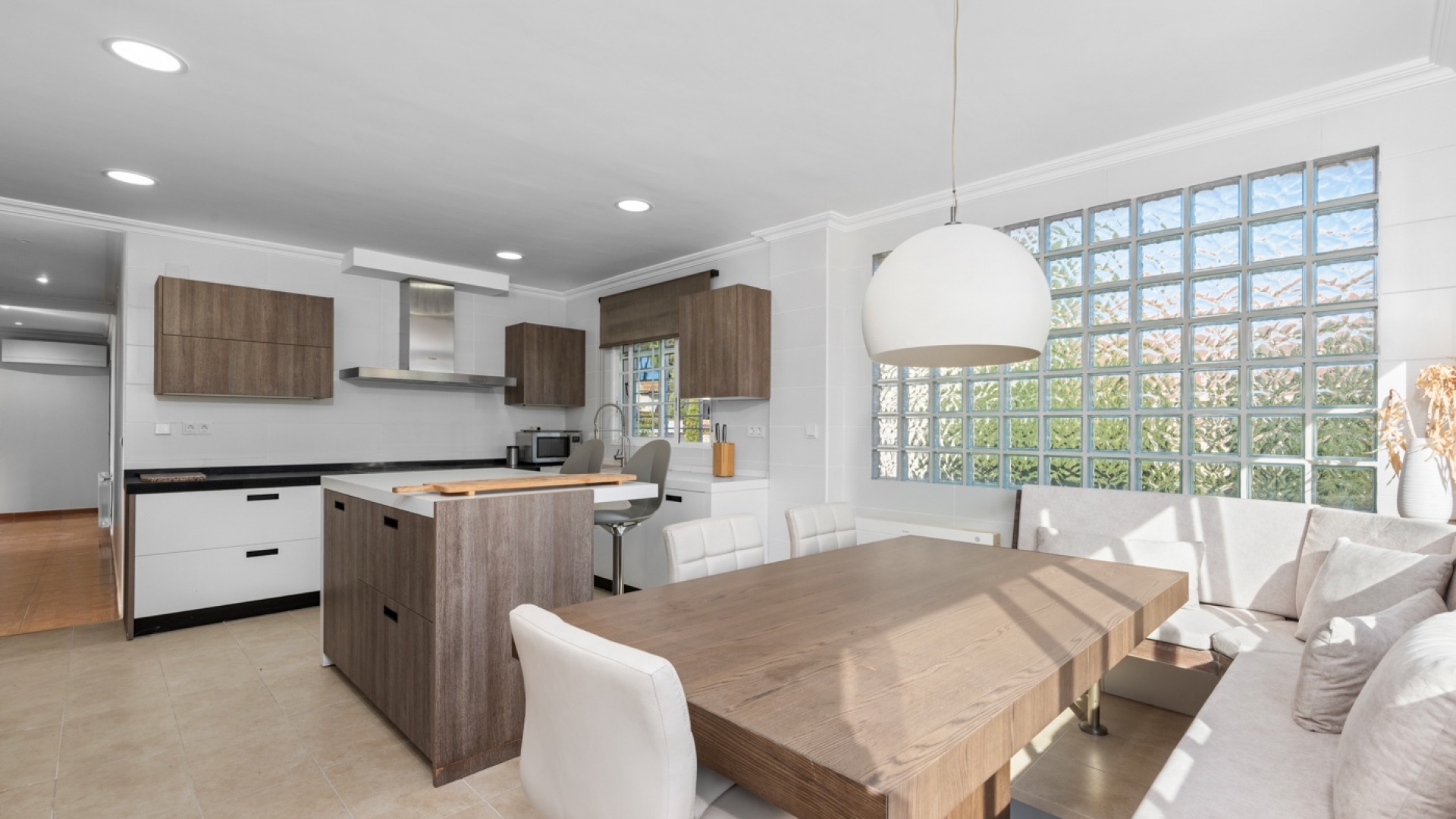 Resale - Villa - Los Balcones