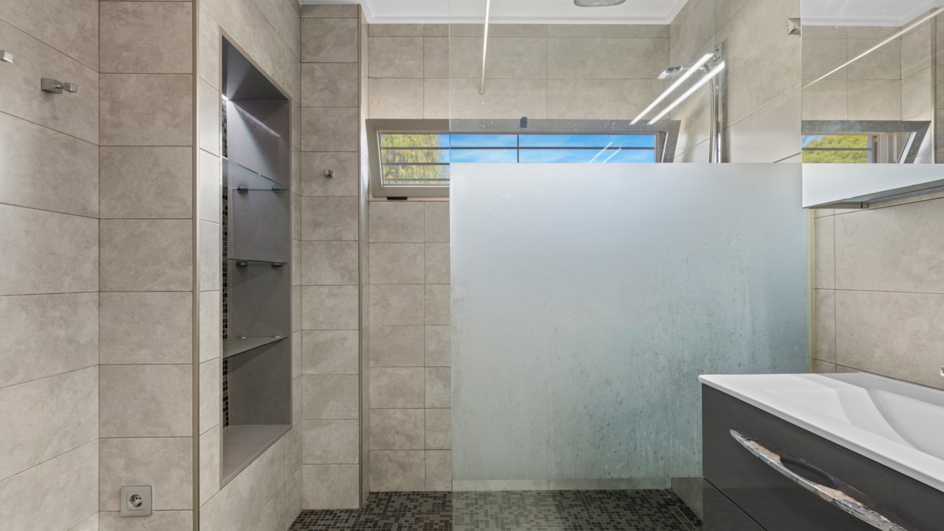 Resale - Villa - Los Balcones