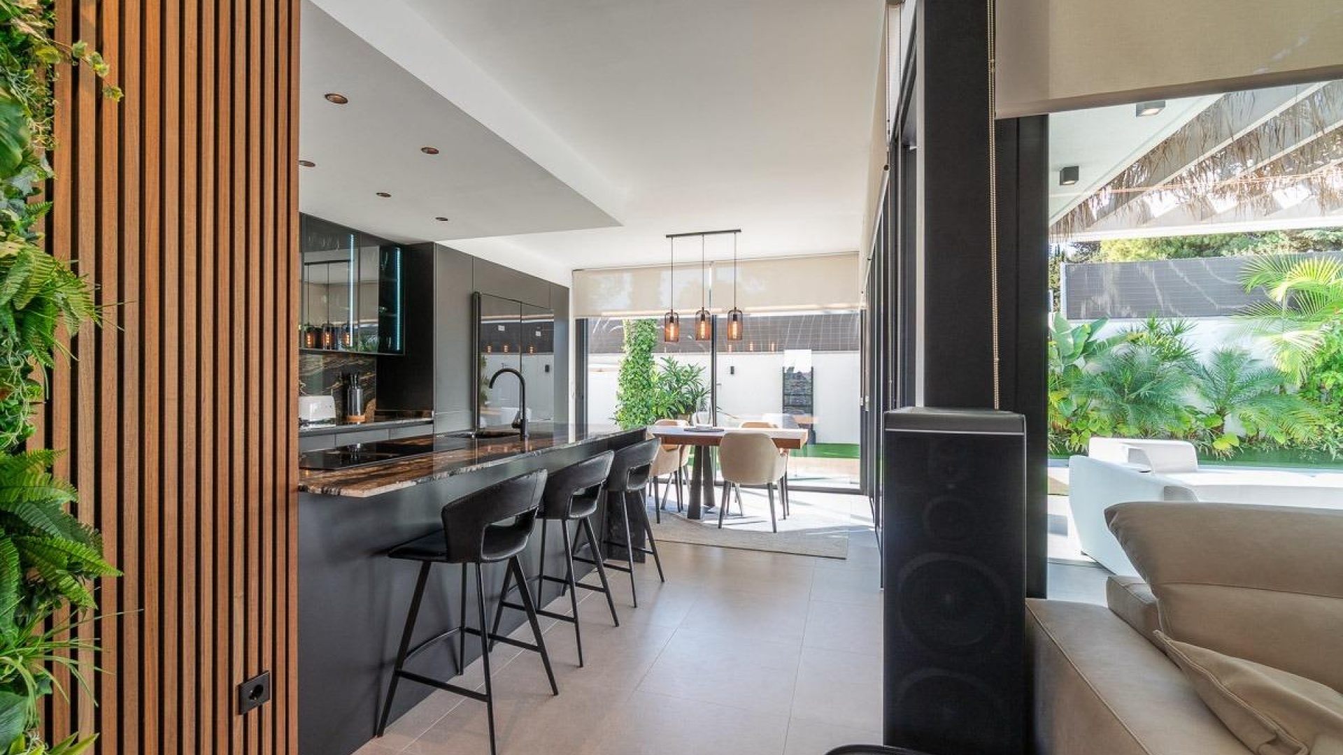 Resale - Villa - Los Balcones