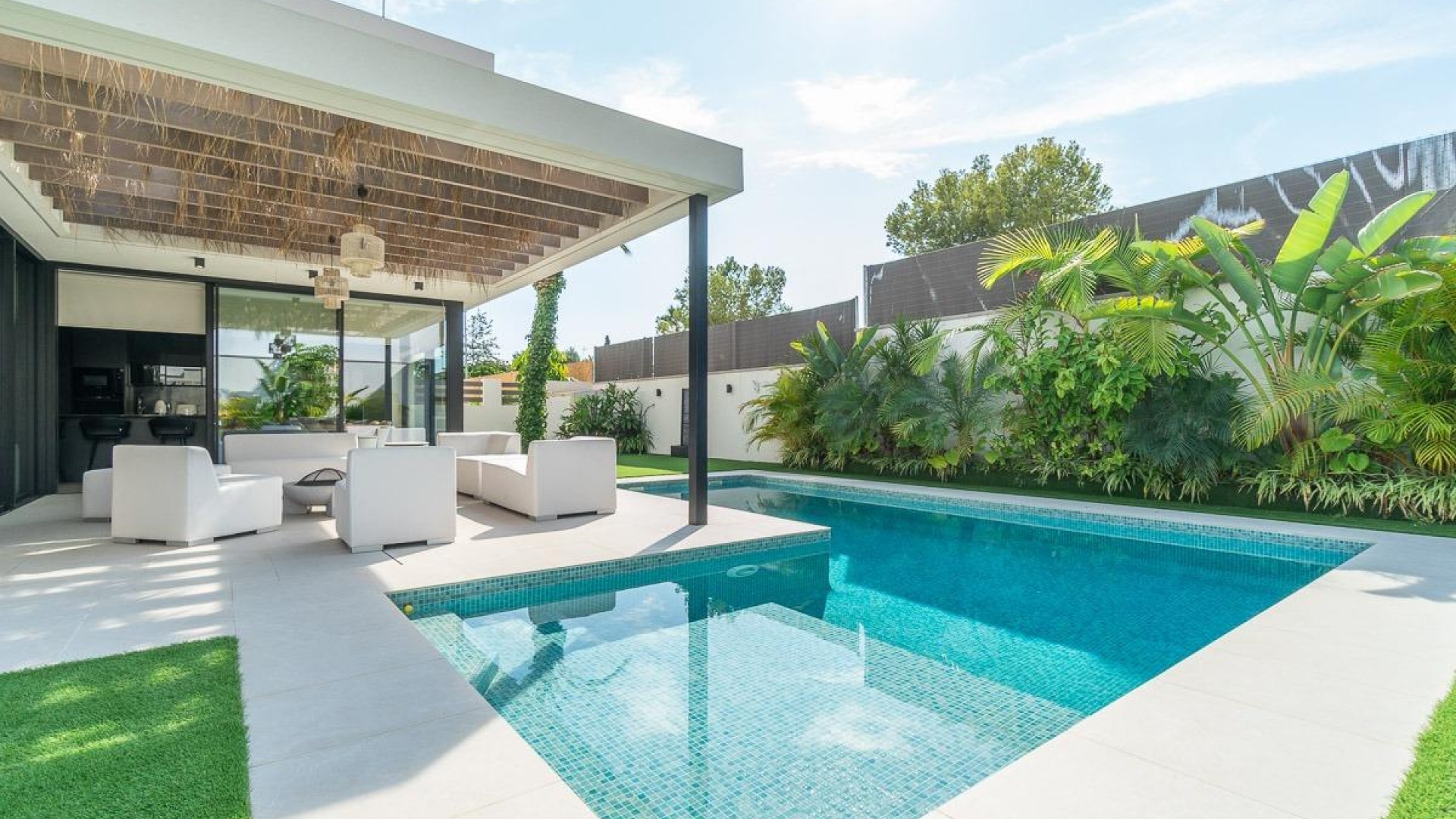 Resale - Villa - Los Balcones