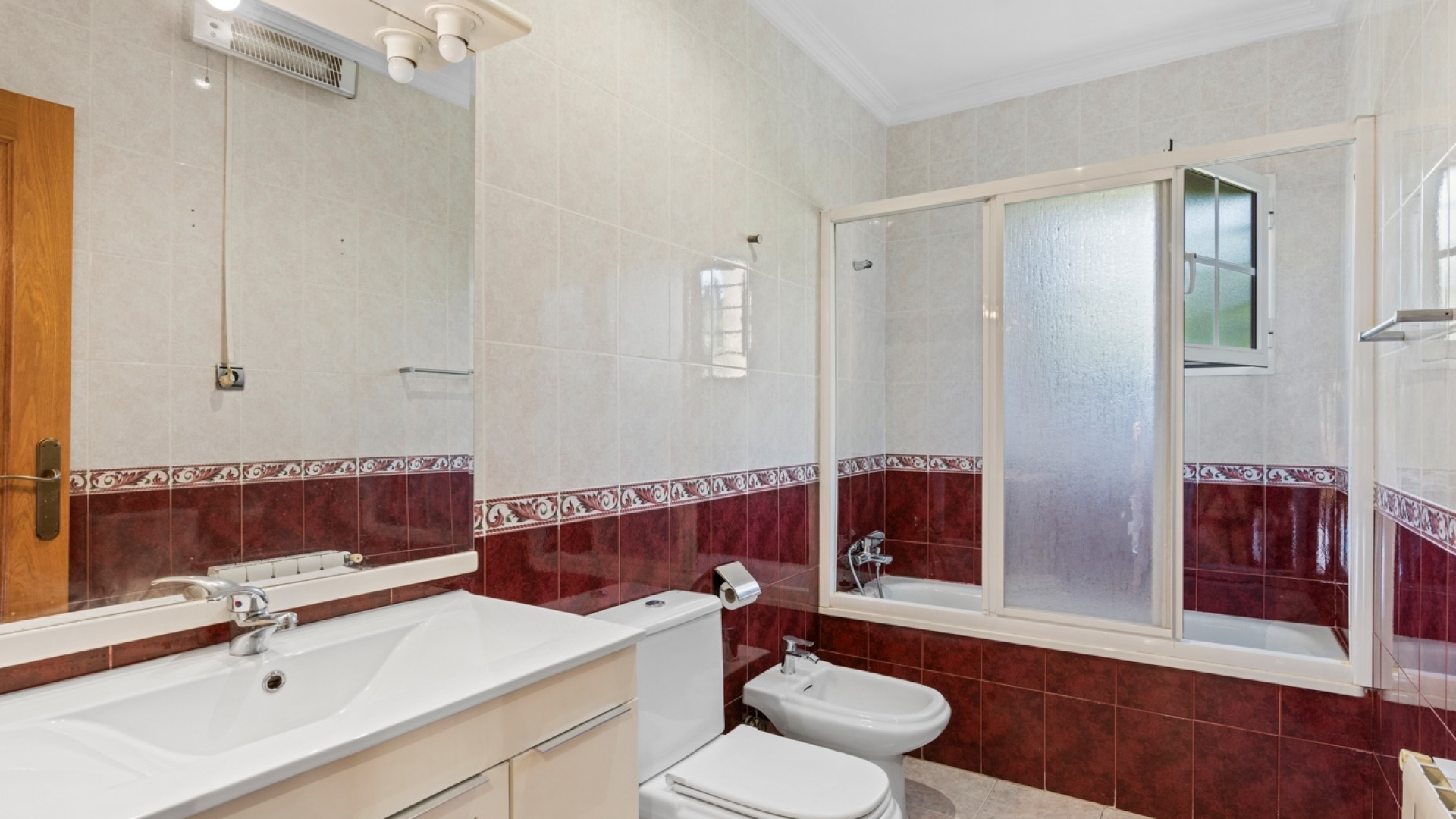 Resale - Villa - Los Balcones