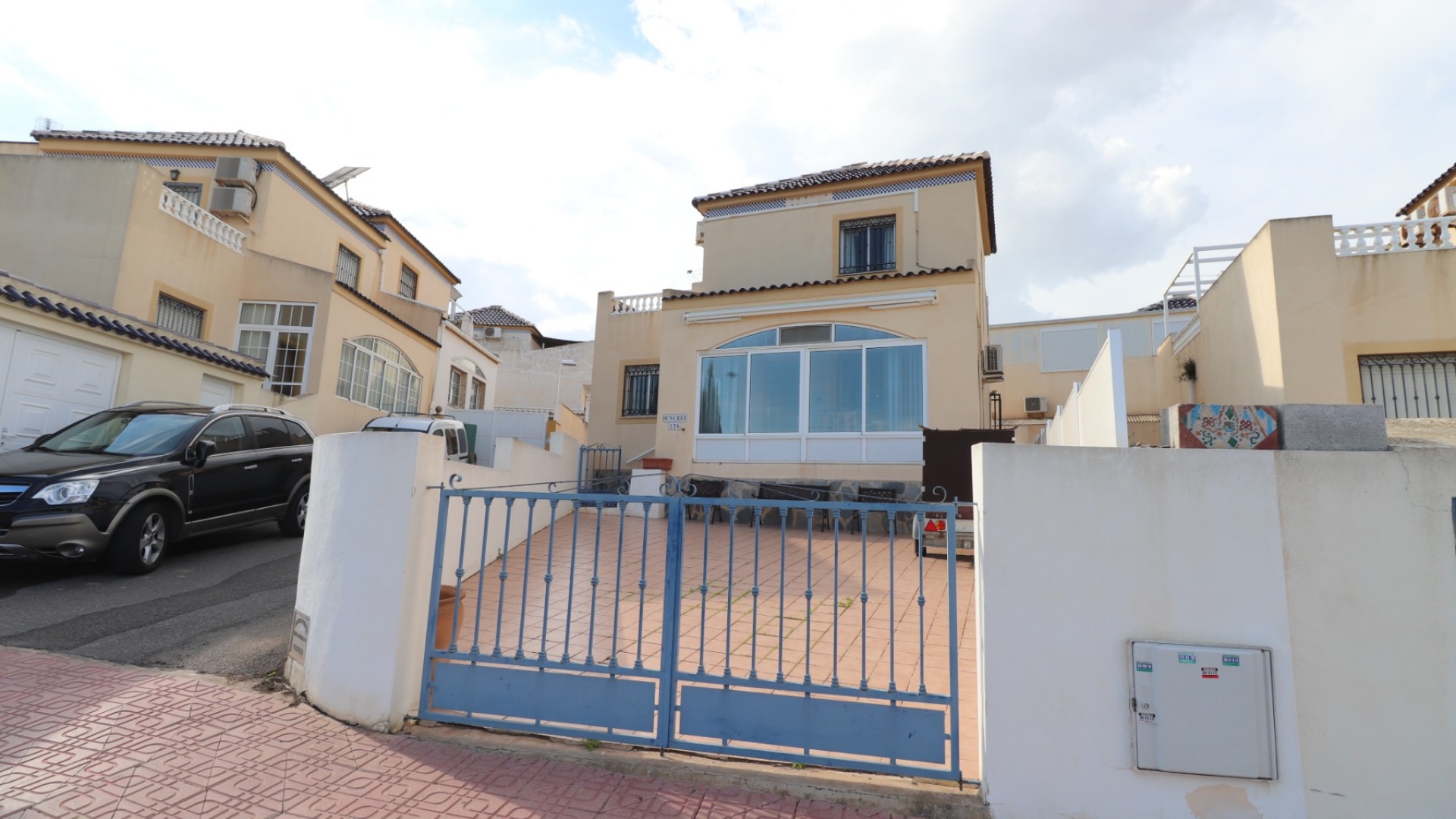 Resale - Villa - Los Balcones