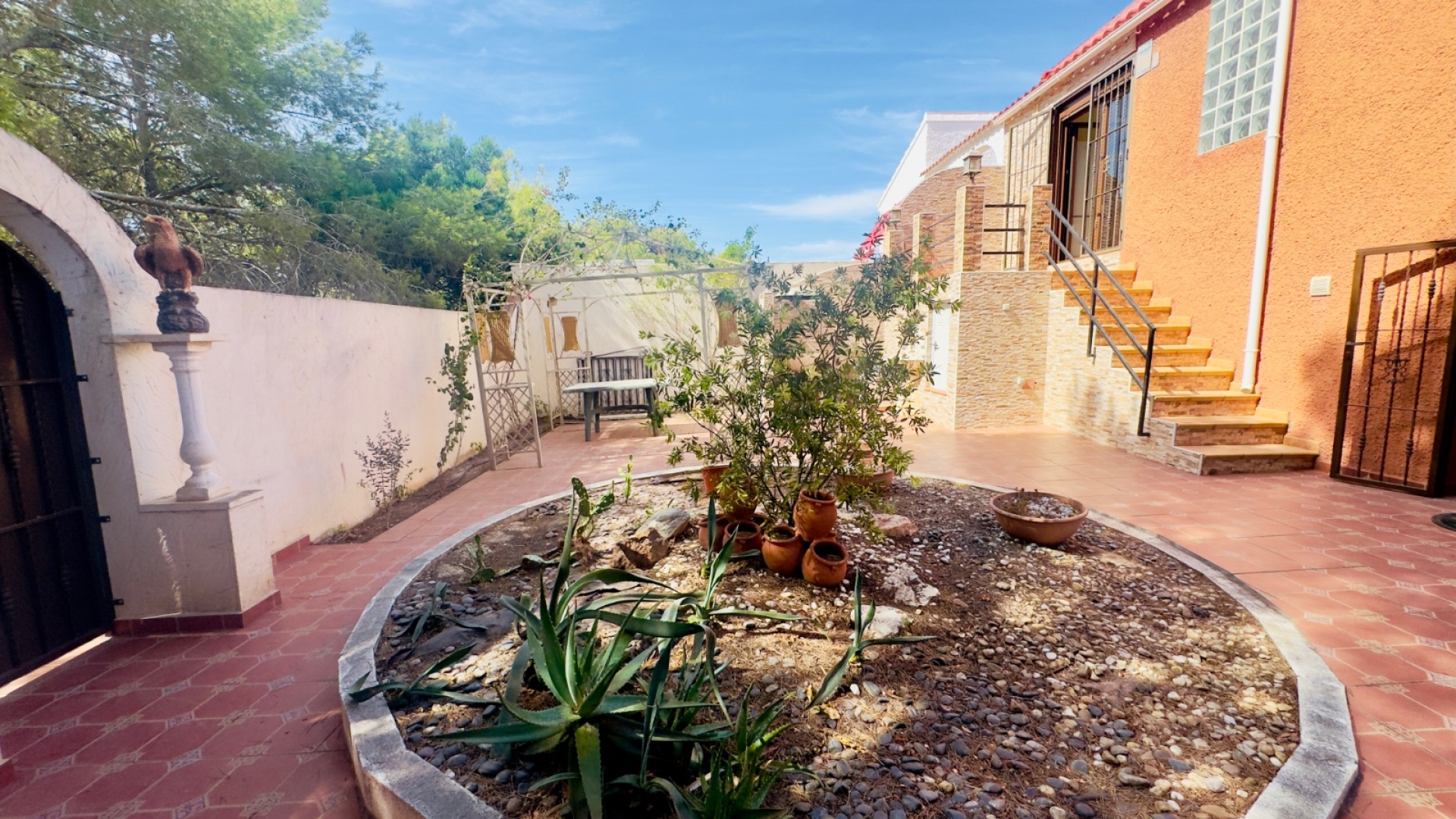 Resale - Villa - Los Balcones