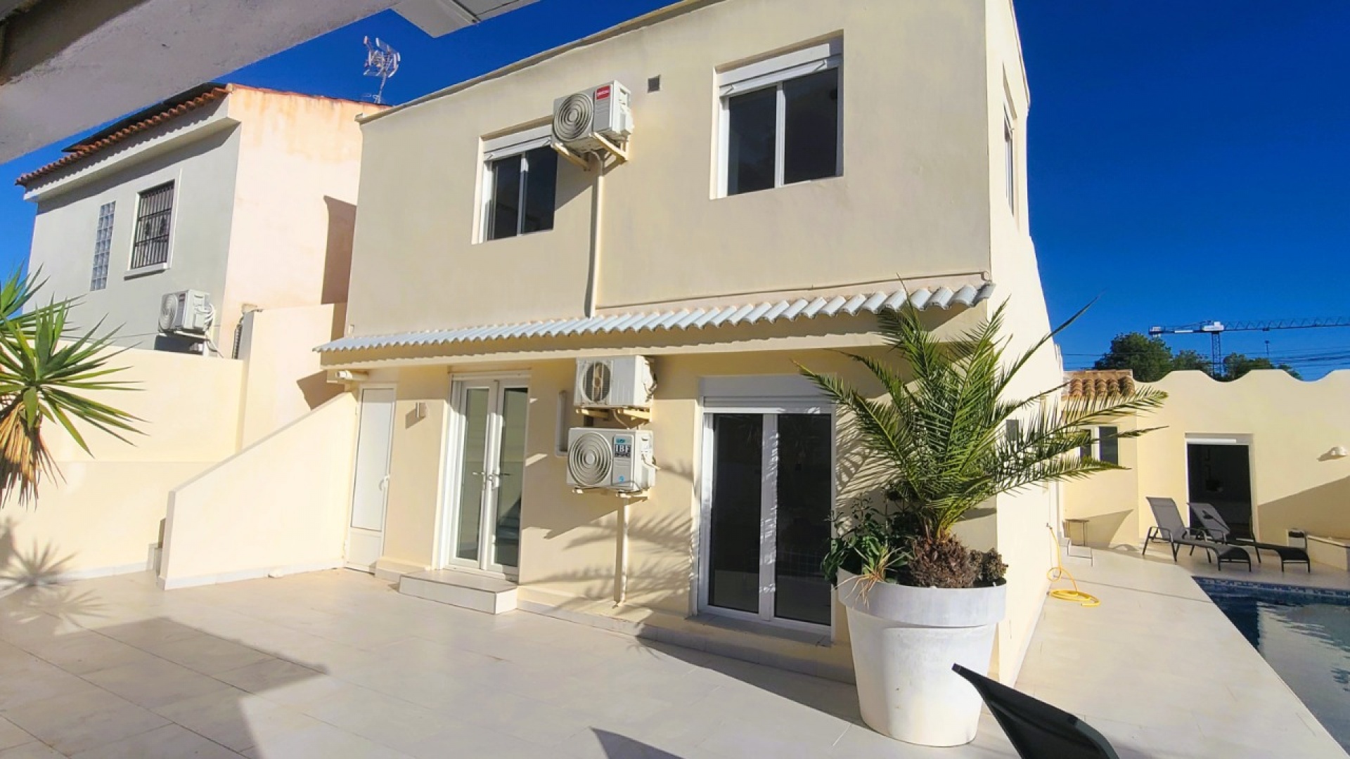 Resale - Villa - Los Balcones