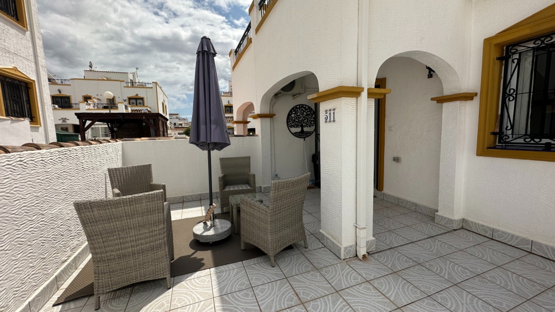 Resale - Villa - Los Montesinos - entre naranjos