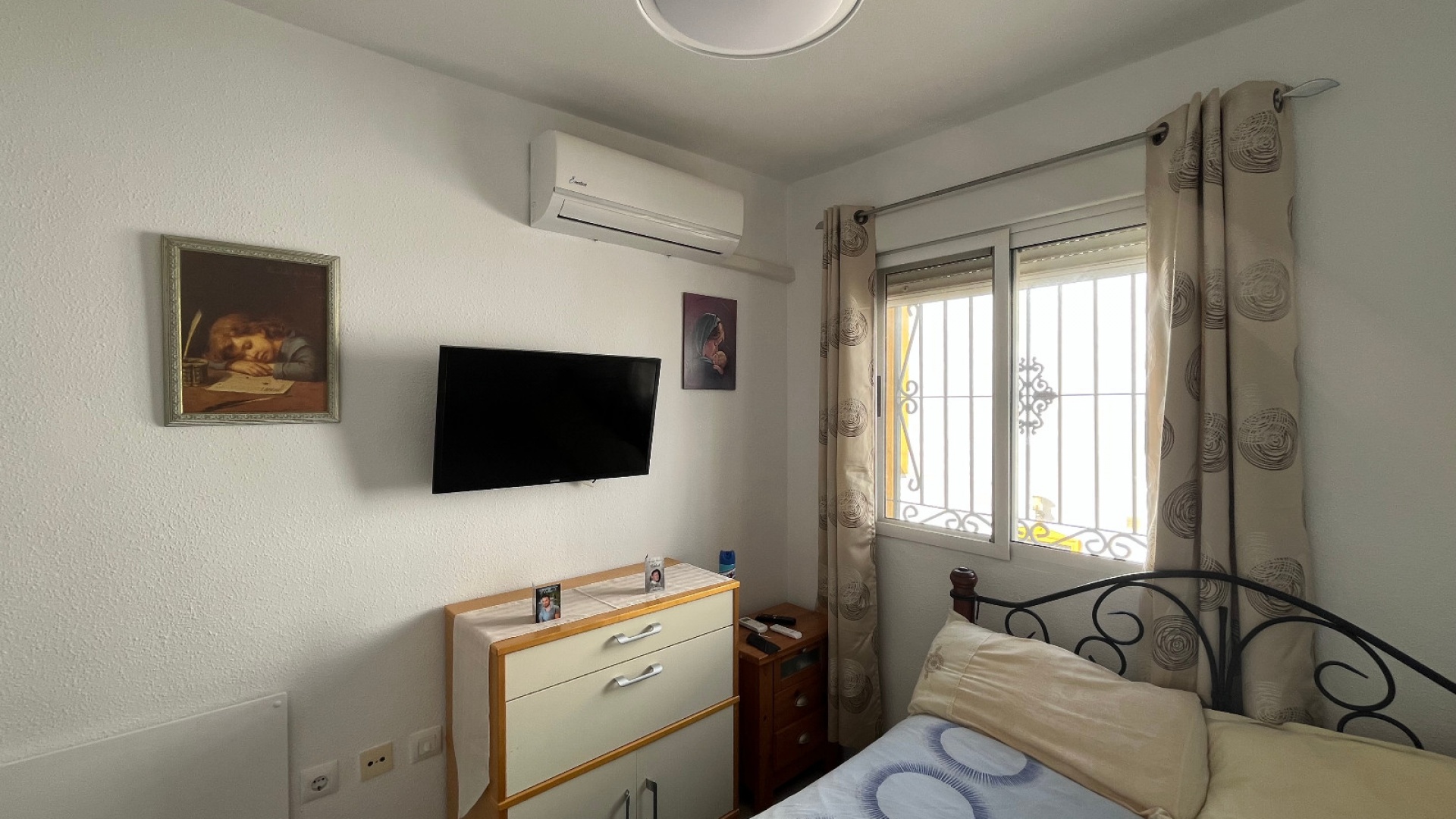 Resale - Villa - Los Montesinos - entre naranjos