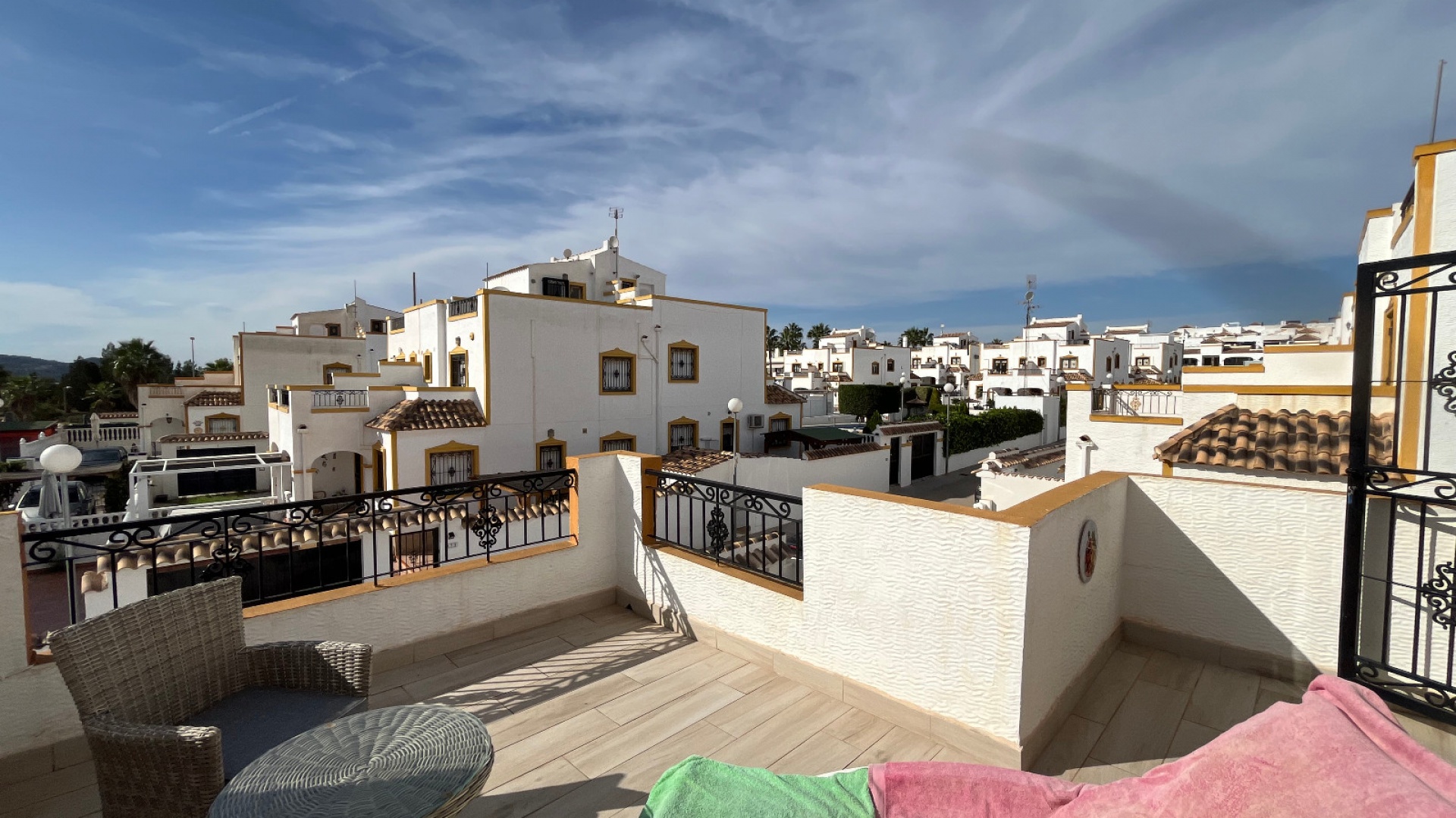 Resale - Villa - Los Montesinos - entre naranjos