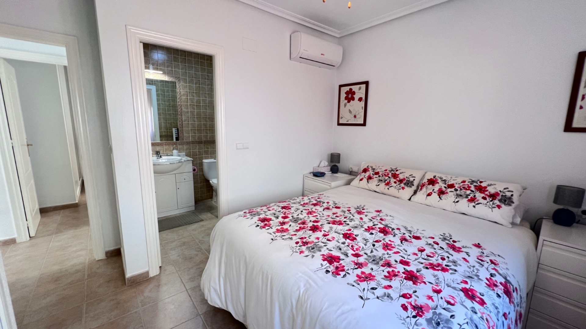 Resale - Villa - Los Montesinos - Entre Naranjos