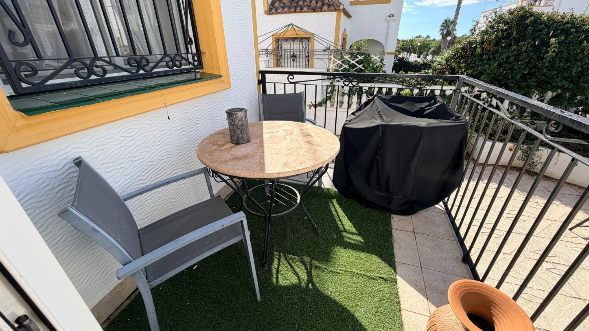 Resale - Villa - Los Montesinos - entre naranjos