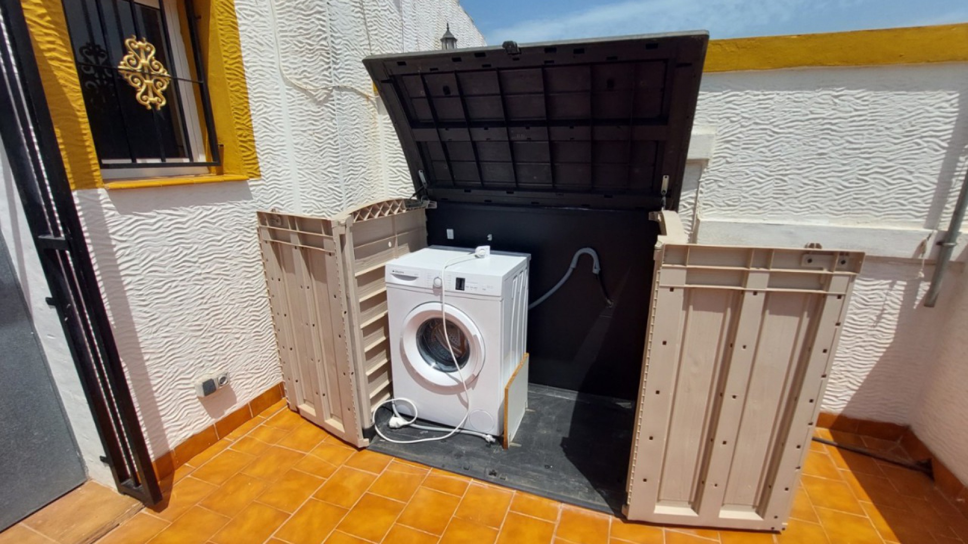 Resale - Villa - Los Montesinos - entre naranjos