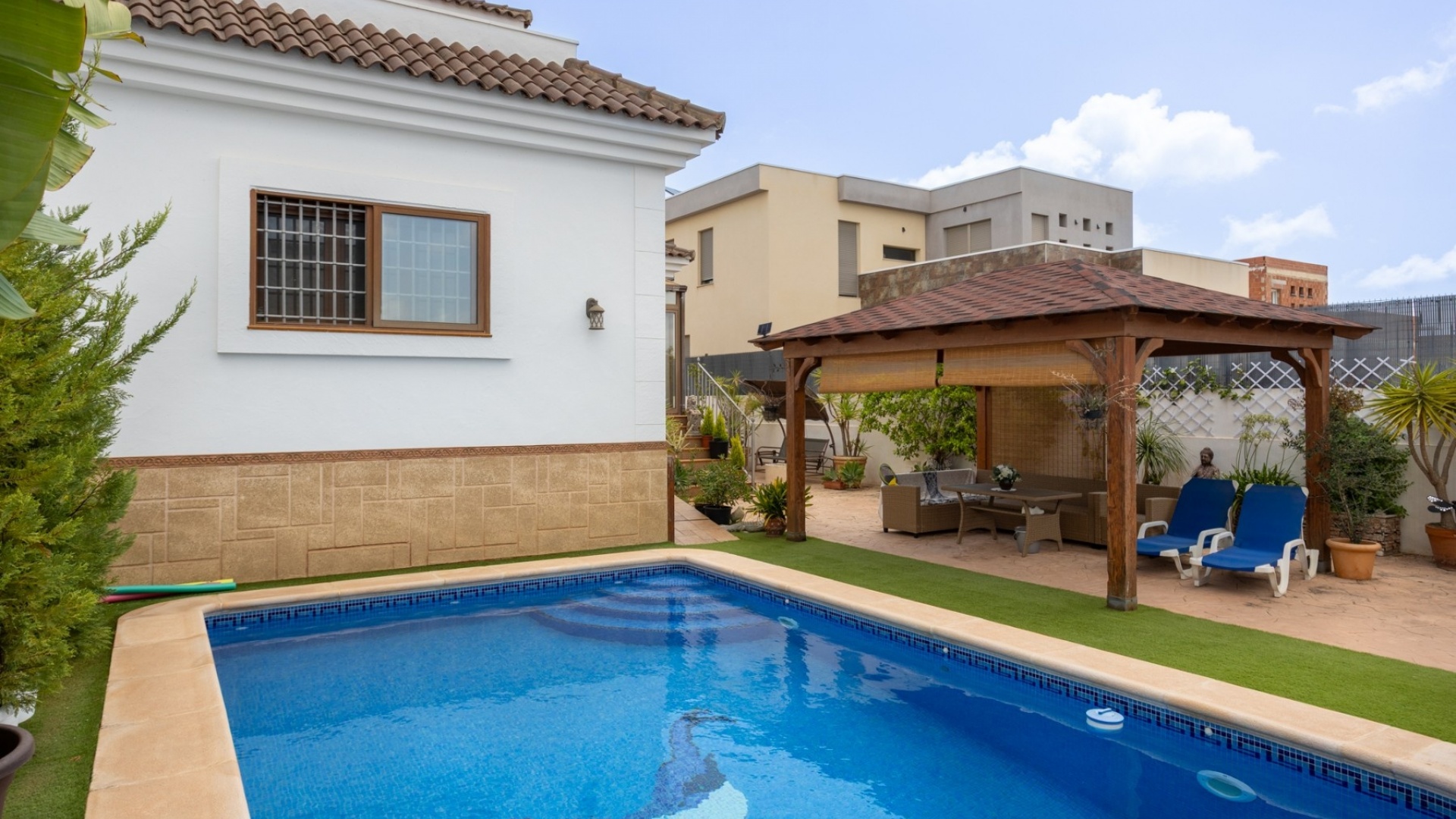 Resale - Villa - Los Montesinos - La Herada