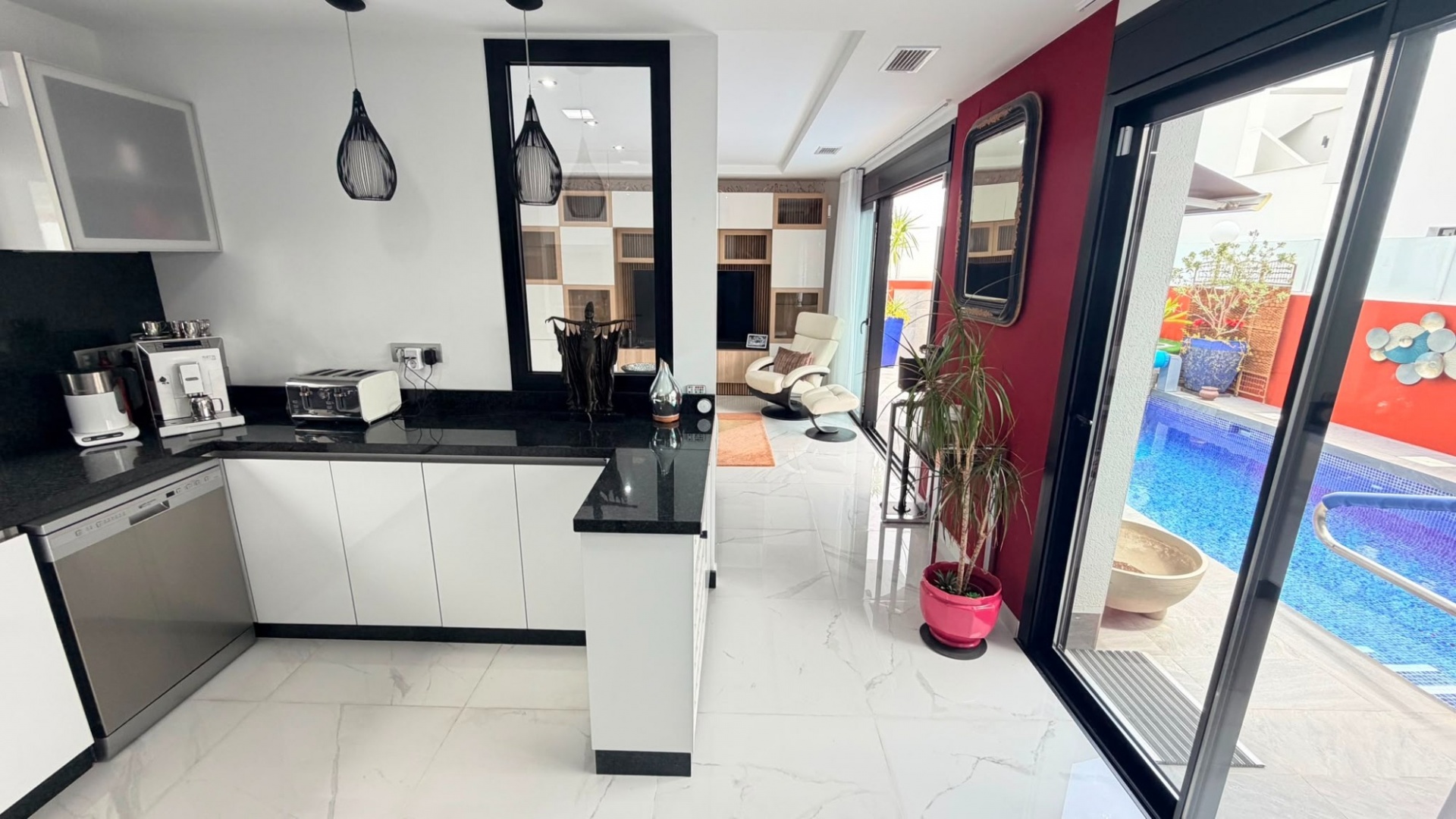 Resale - Villa - Los Montesinos - La Herada