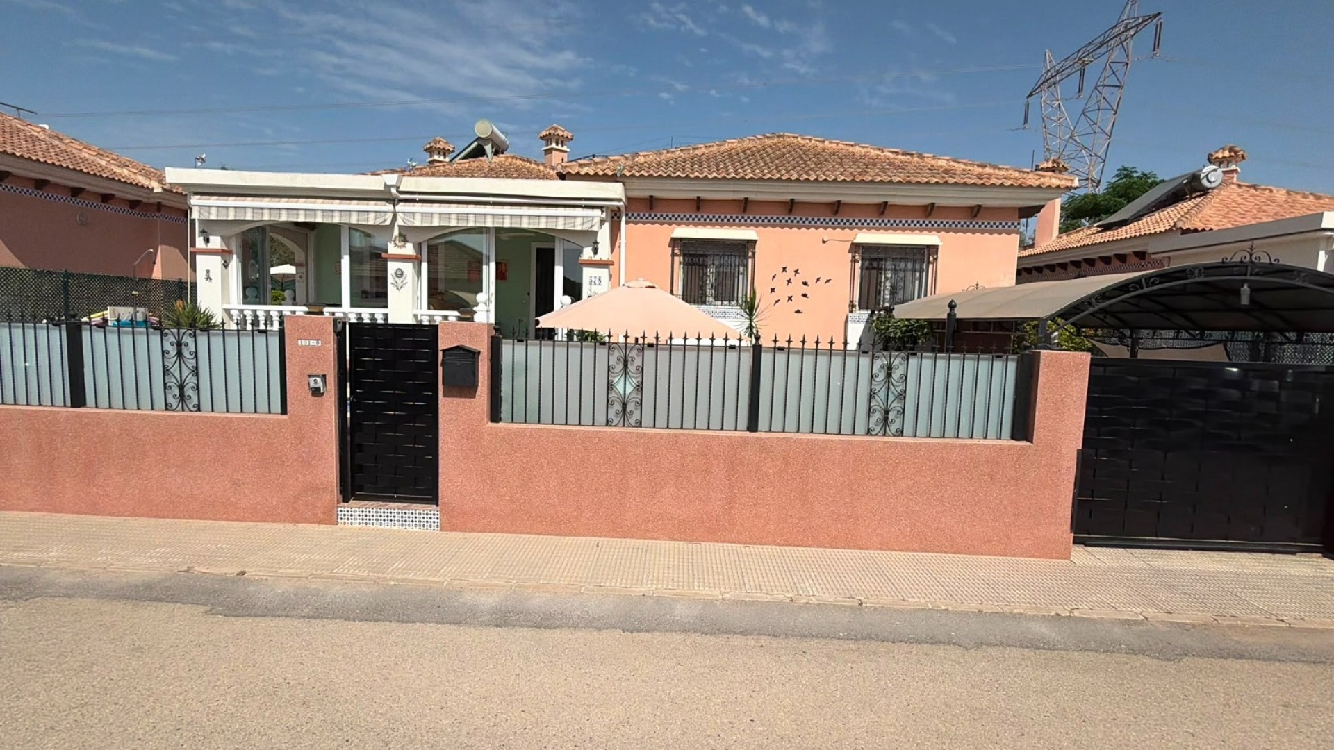 Resale - Villa - Los Montesinos - La Herada